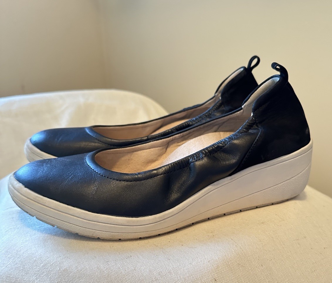 Vionic Jacey Women’s Black Leather Suede Slip-On Comfort Capsule Wedge Flats 9