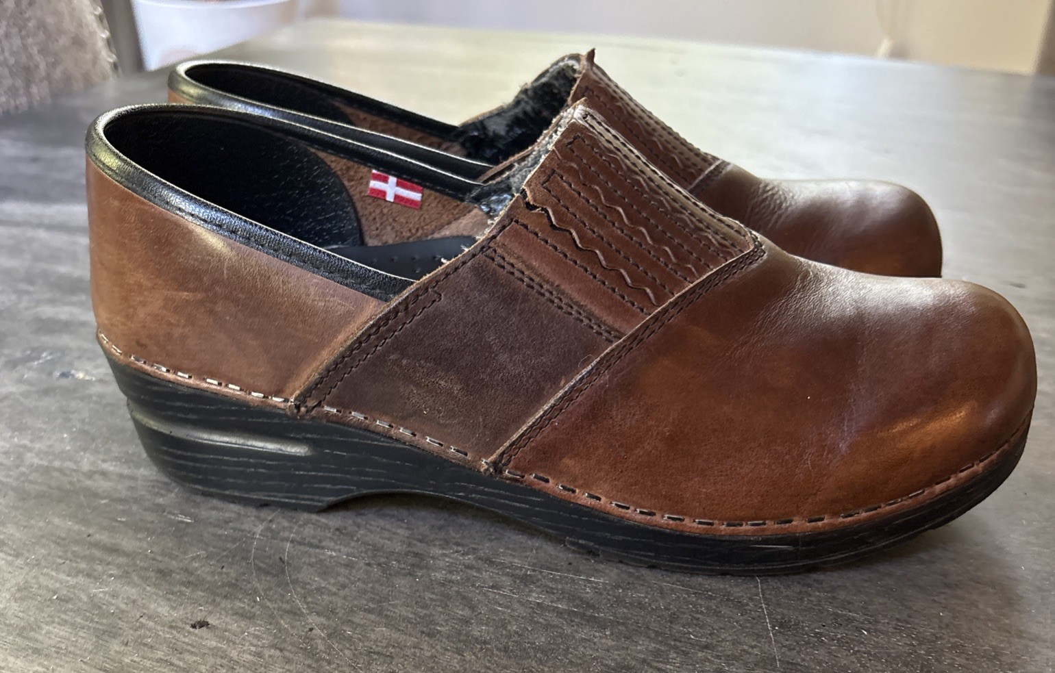 Sanita Shoes Womens 39 Brown The Original Danish Comfort ortho Clogs Leather Low