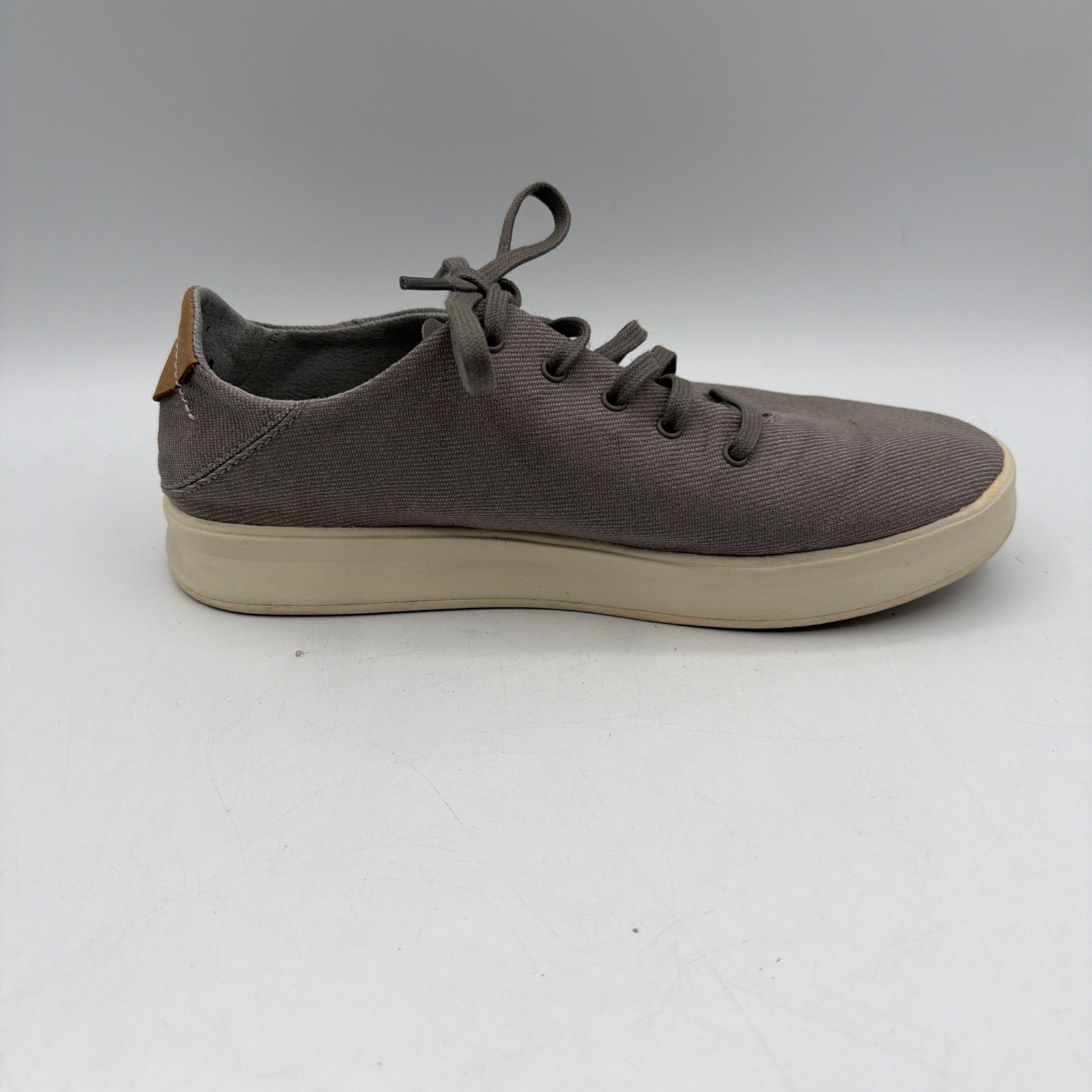 OluKai Sneakers Womens 8 Gray Canvas Low Top Comfort Casual Boat Shoe Leather