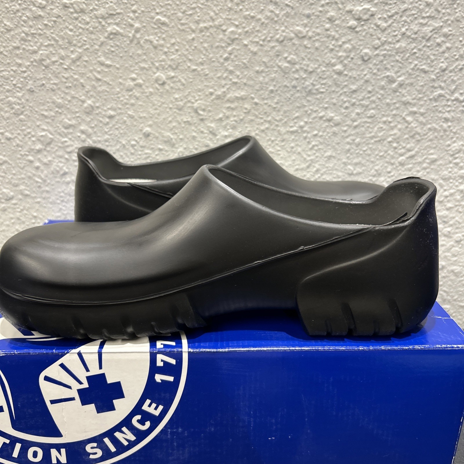 Birkenstock A640 Steel Toe Polyurethane – Black Clogs Men’s EU 37 US W6 M4