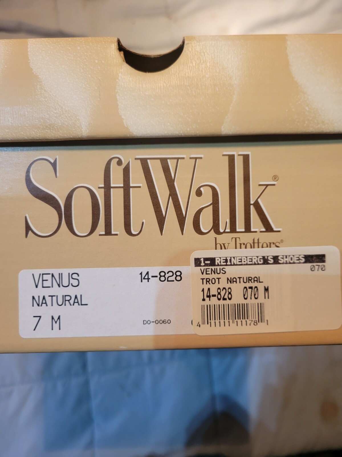 SoftWalk Women’s Shoe-Model: Venus-Color: Natural(grayish)- Size 7M-