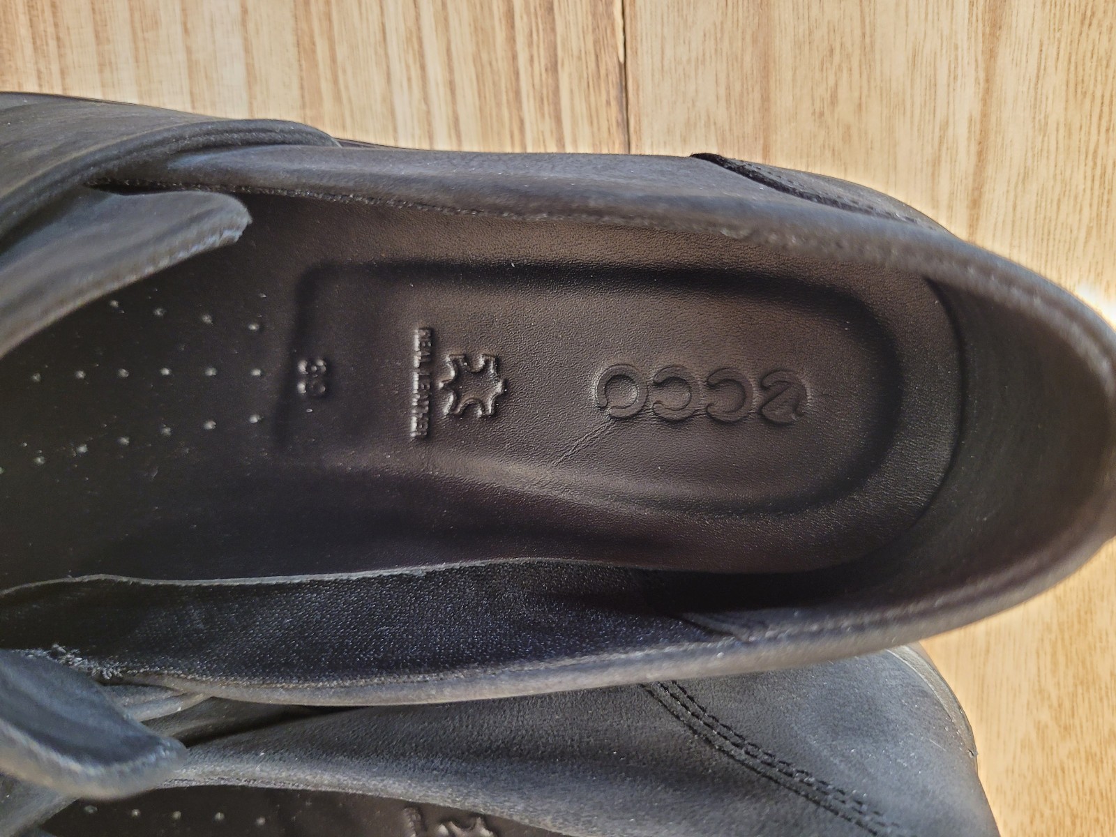 Ecco Bella Stretch Loafers Black Nubuck Slip On Flat Comfy Shoes Womens 8-8.5