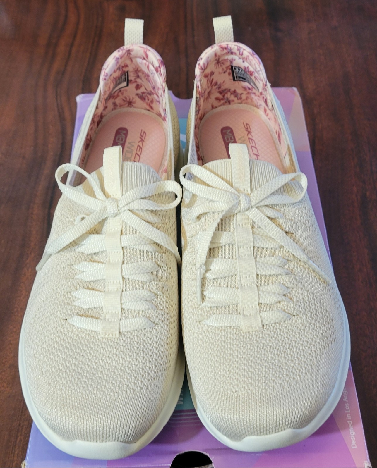 Skechers Women’s 9W Slip-on Faux Tie Flourishing Views-Natural