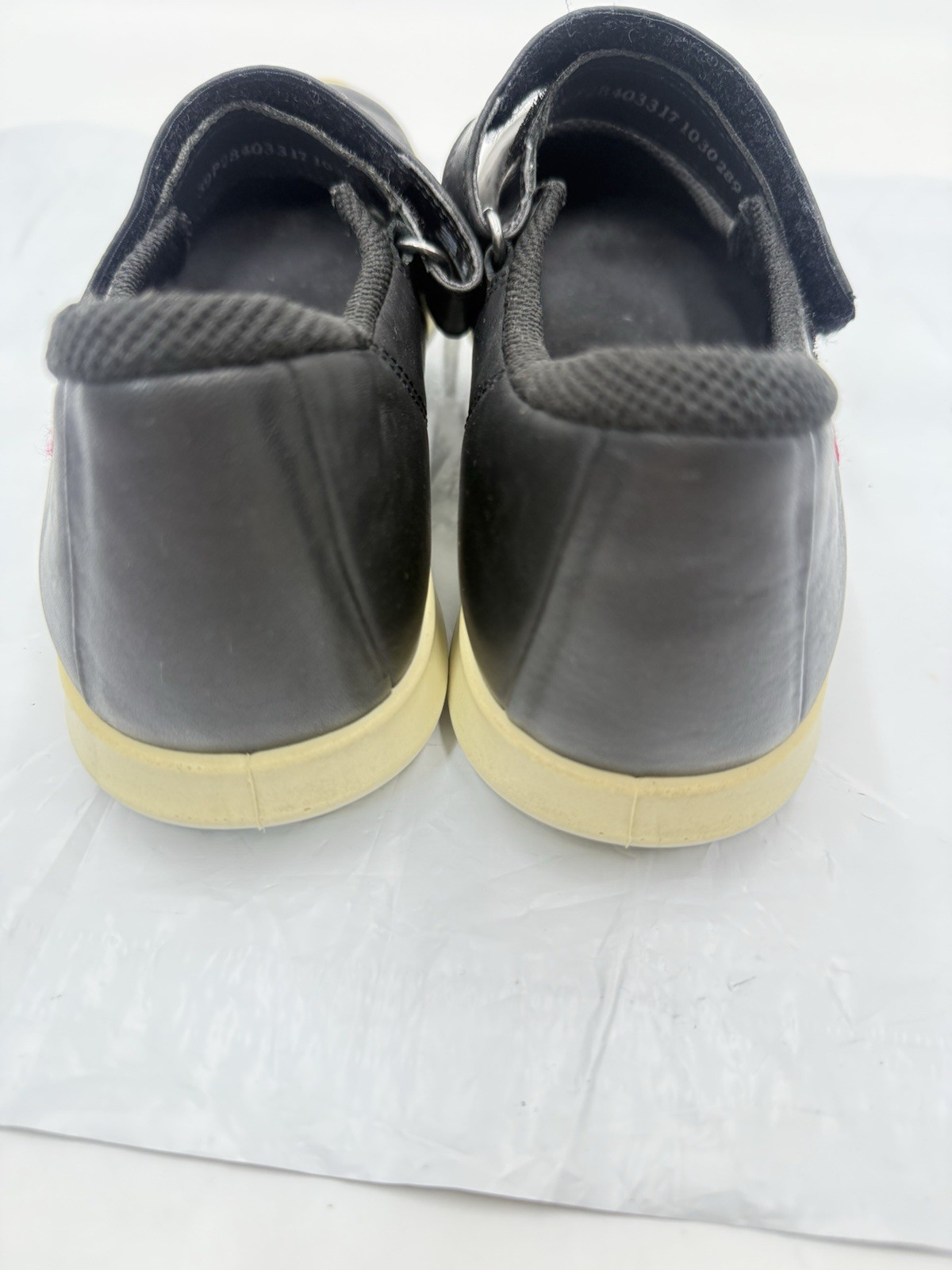 ECCO Women’s Sense Mary Jane Size 39 US 8-8.5Black Leather Hook/Loop Strap Shoes