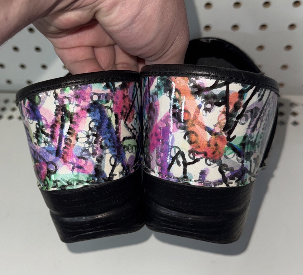 Dansko Professional Graffiti Womens Nursing Work Clogs Size EU 40 US 9.5 10