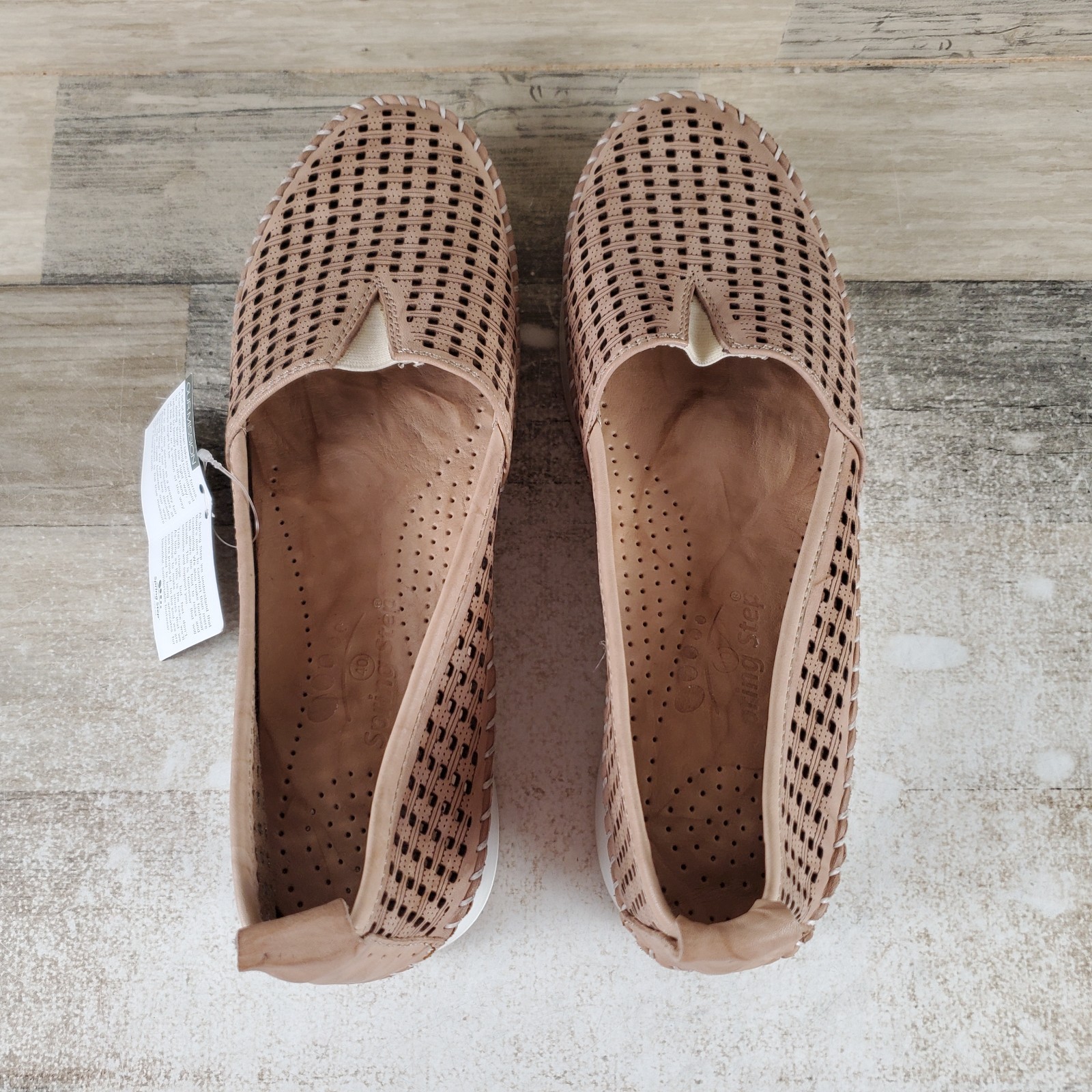 Spring Step Emerson Womens Shoes Sz 8.5 Beige Stretch Leather Laser Cut Slip On