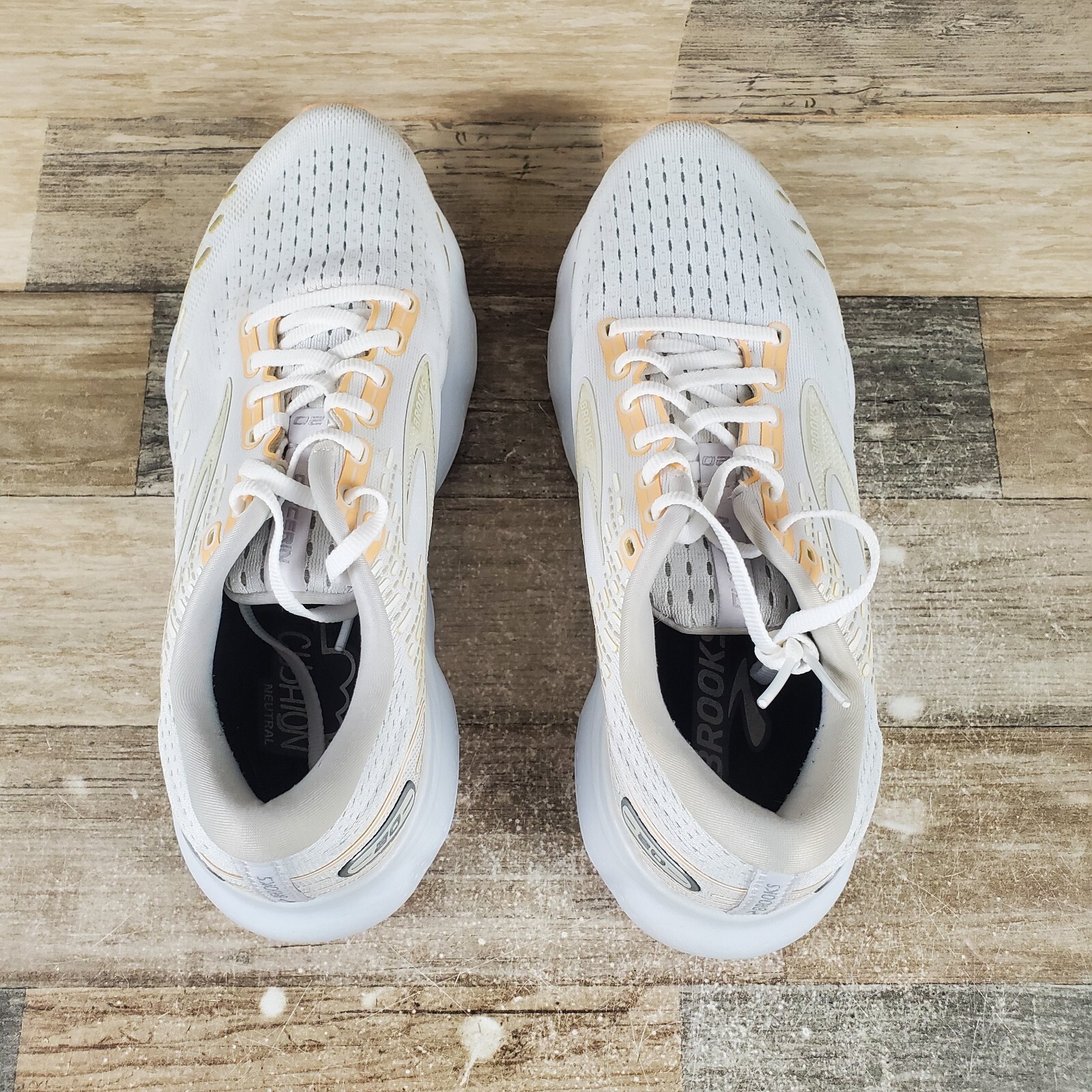 Brooks Glycerin 20 Womens Shoes Sz 10 B Running White Gray Peach Low Top Sneaker