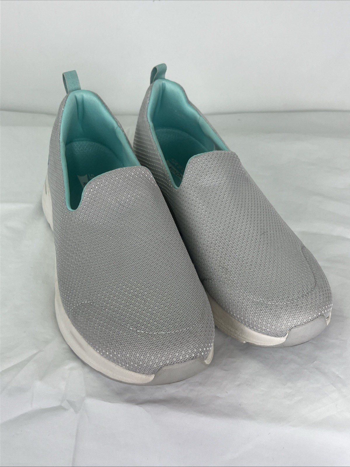 Skechers Arch Comfort Shoes Womens Size 10 Slip On Walking Sneakers 56126