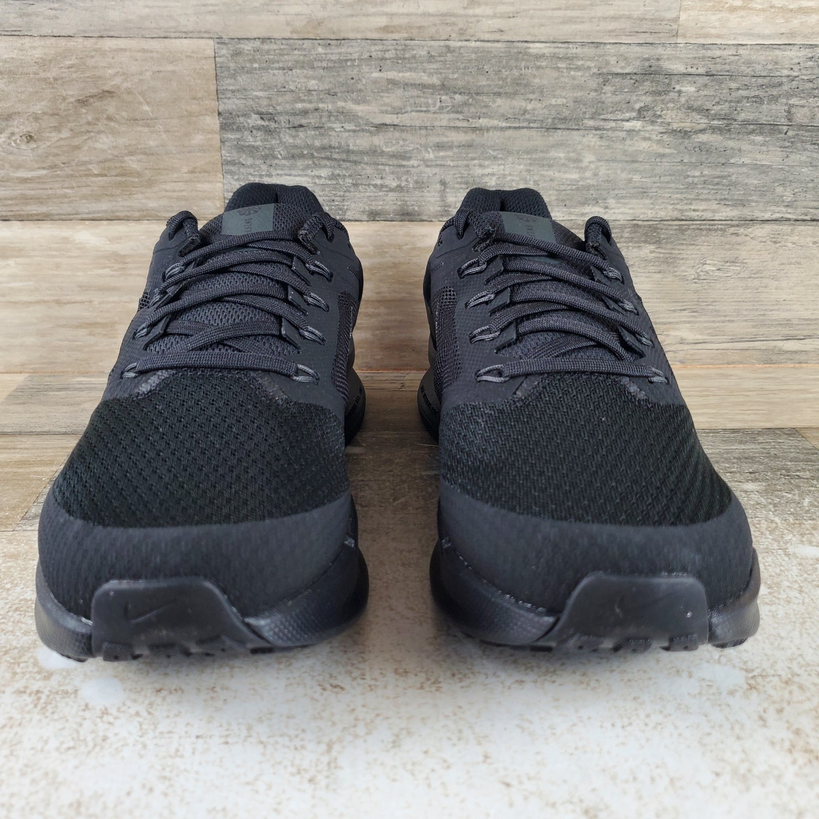 NIKE Run Swift 3 Womens Shoes Sz 8 Athletic Running Black Mesh Lace Up Sneakers
