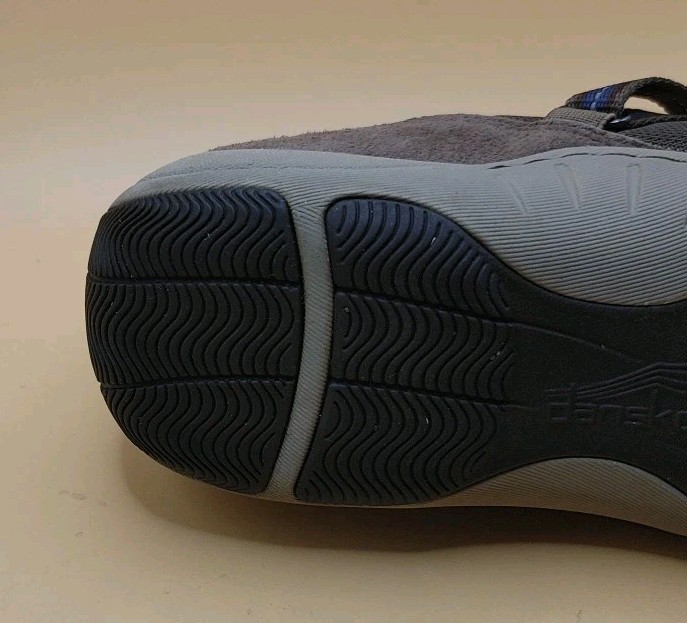 Dansko Brown Cloth/Suede Criss Cross Mary Jane Casual Shoe Size EU 39/US 8-8.5