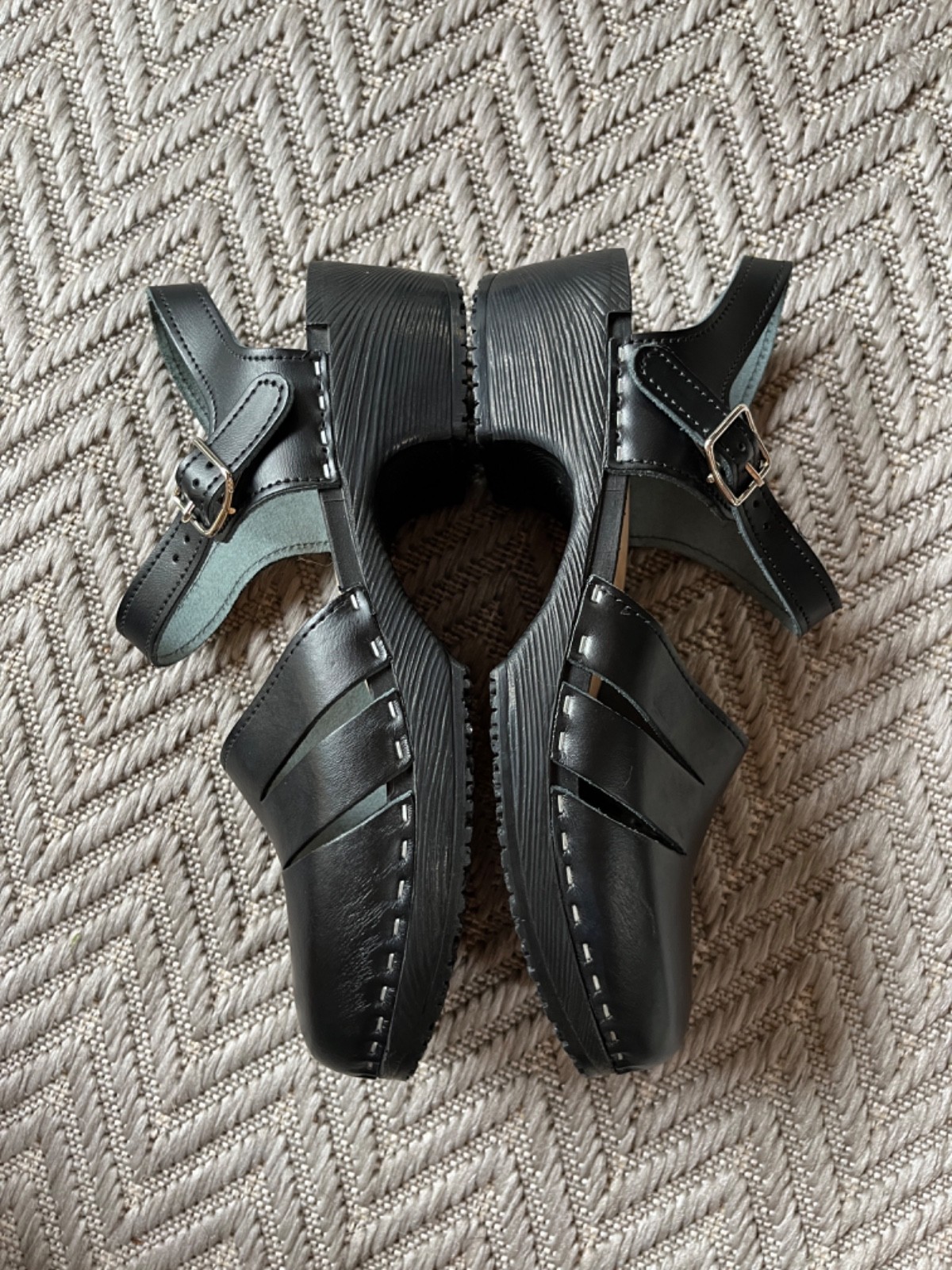 VERKA Clogs LIVLIG Swedish Comfort Clogs Size 41 US 10-10.5 Leather BLACKBERRY