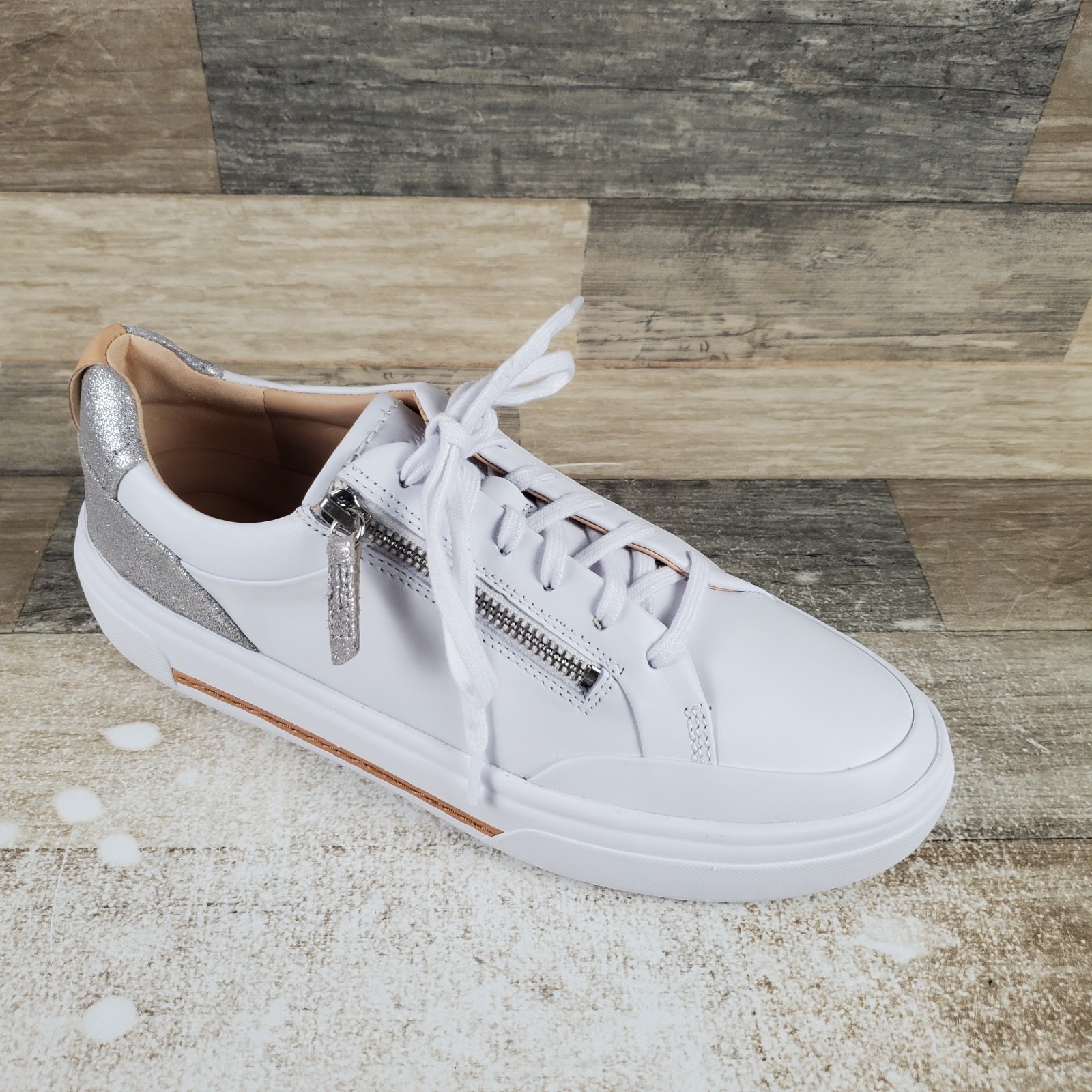 Clarks Hollyhock Zip Womens Shoes Sz 10 M Silver Combi Leather Lace-Up Sneakers