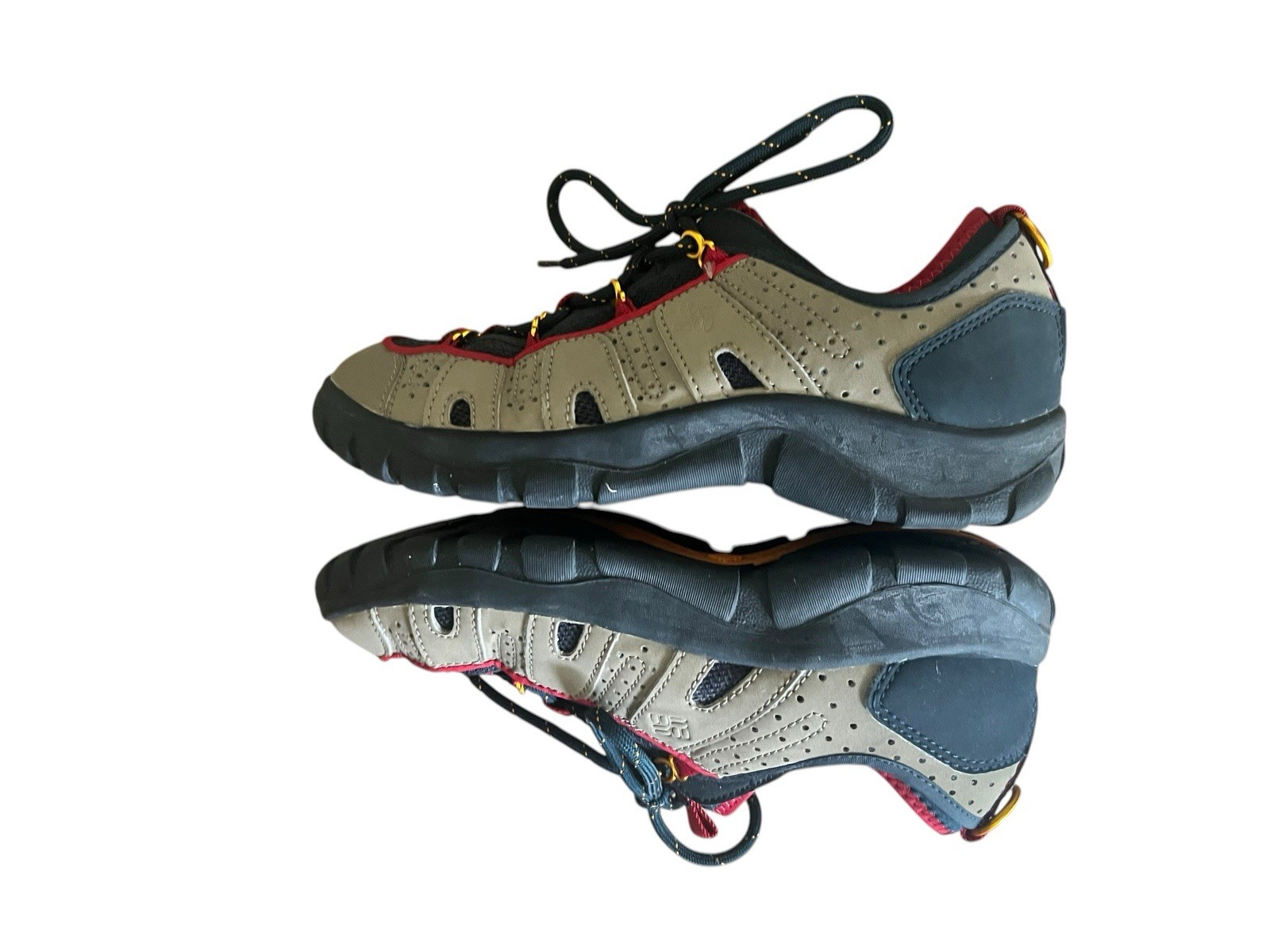 COLUMBIA Mens Red, Navy & Tan Suede Water Shoes Snake River Trainer Size 8.5