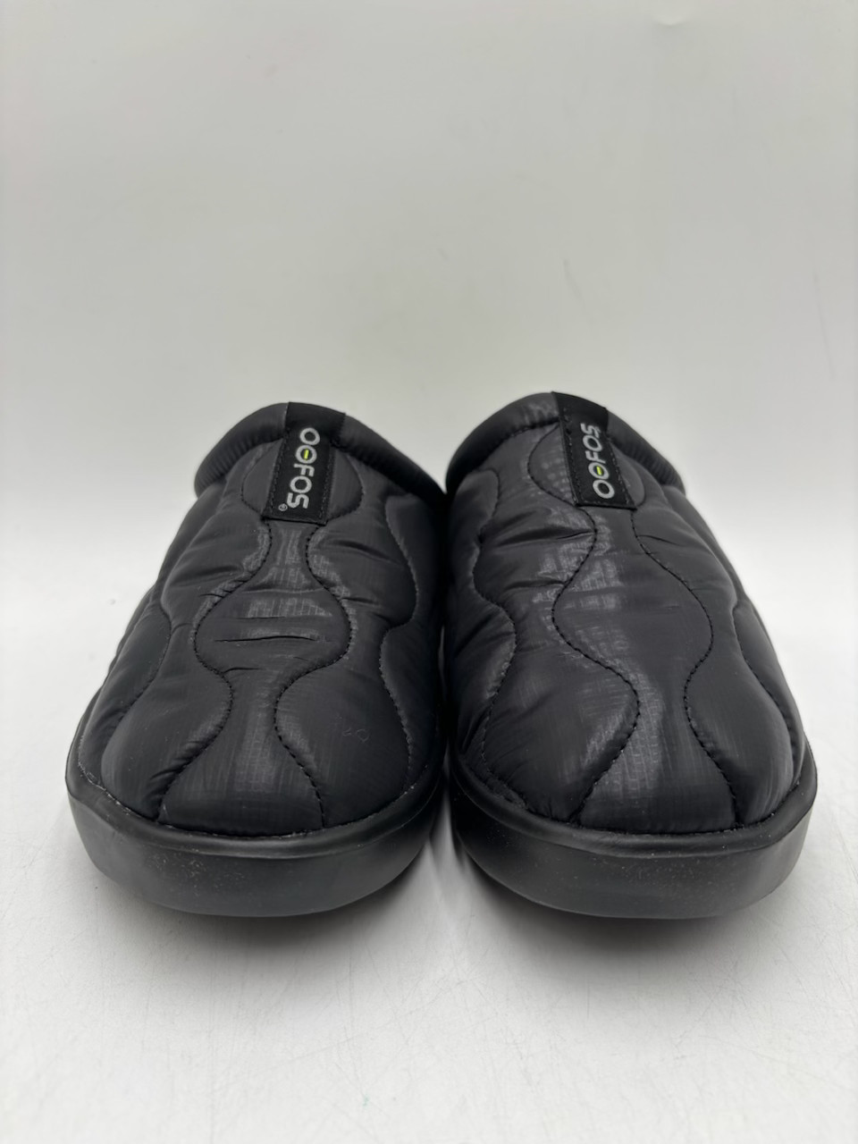 Oofos OOCOOZIE THERMO MULE Women’s NEW Recovery Shoe Black Multiple Sizes