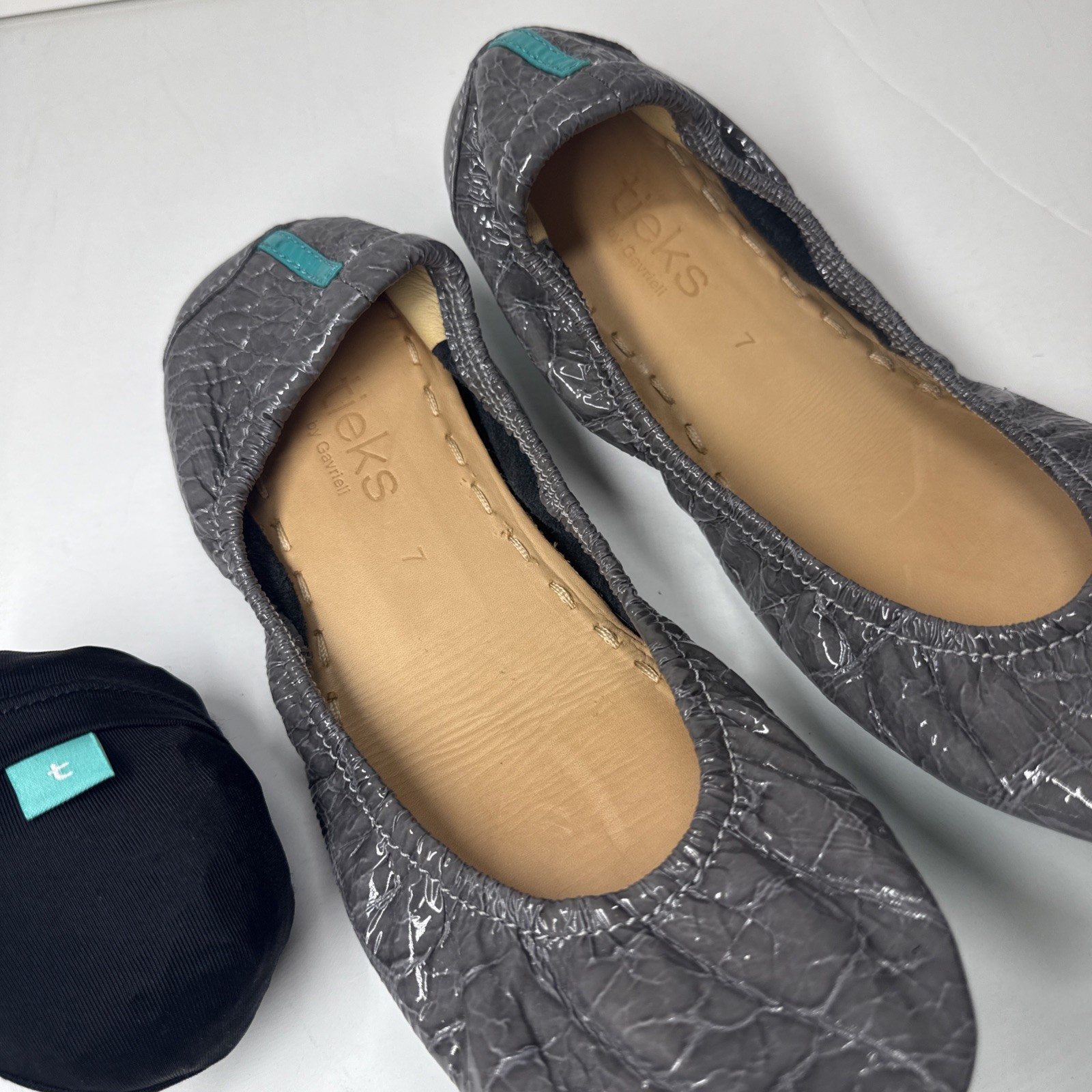 Tieks Ballet Flat Shoes Womens 7 Slate Grey Croc Patent Leather with heel bag