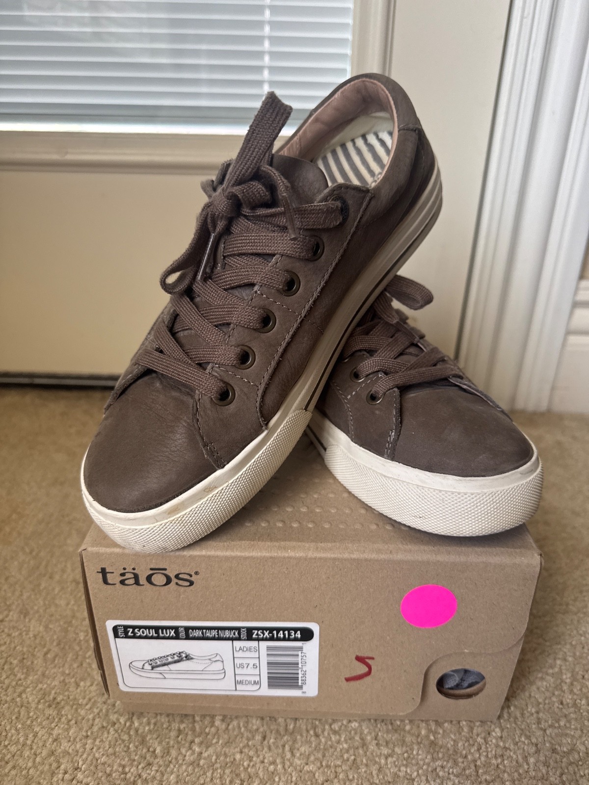 taos Z Soul Lux women’s shoes size 7.5