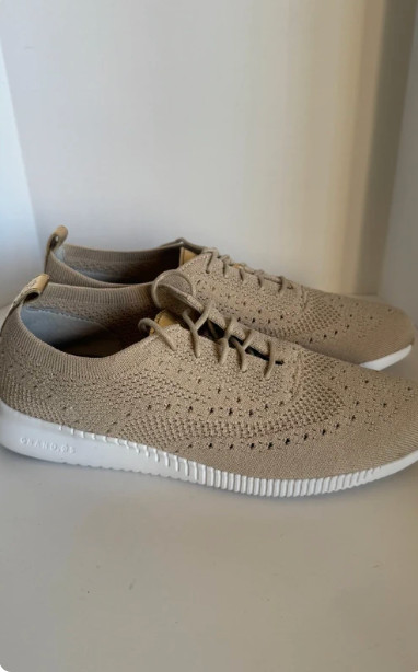Cole Haan women’s tan lace up sneakers size 7