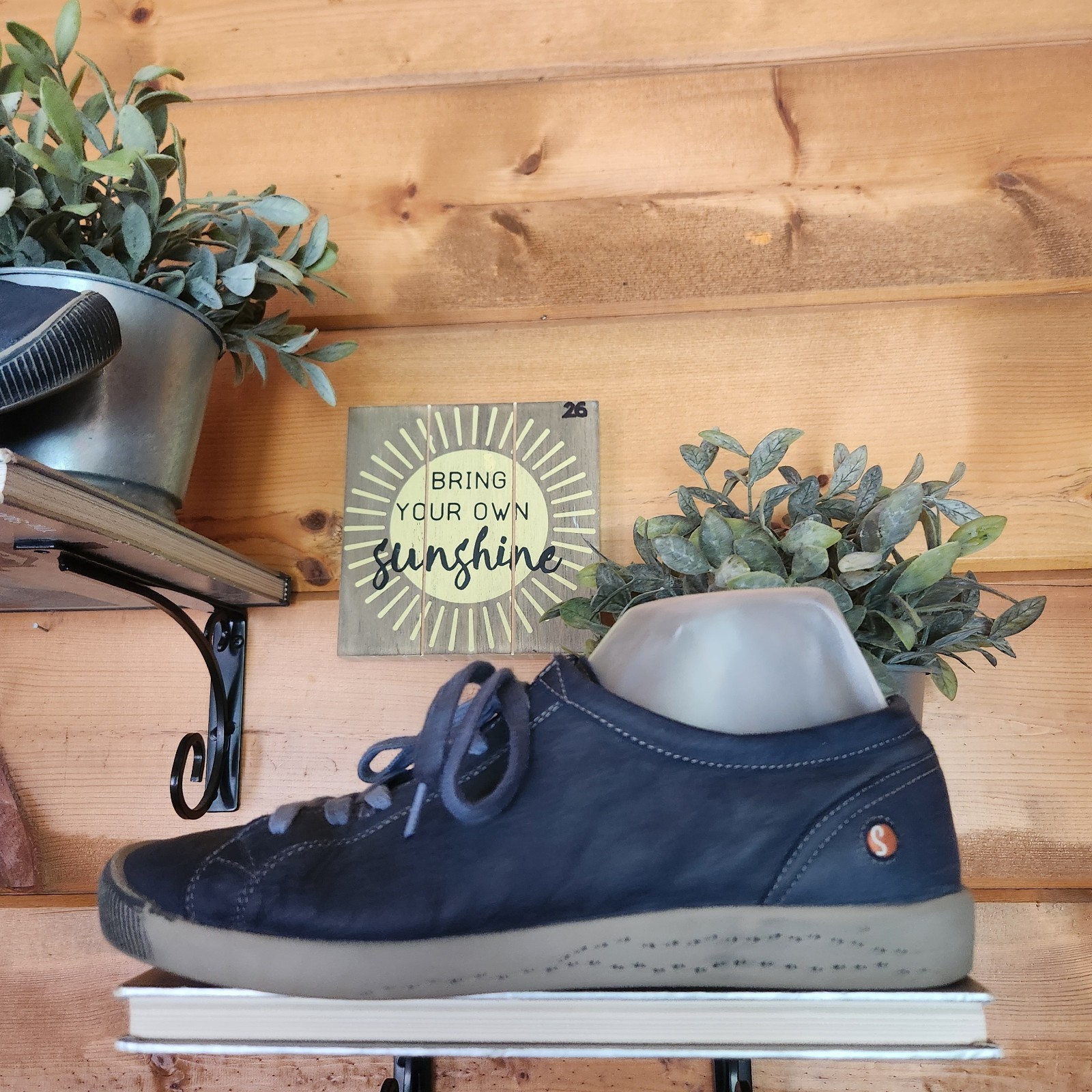 Softinos Fly London Isla Washed Navy Leather Fashion Sneaker Comfort Shoe Sz 42