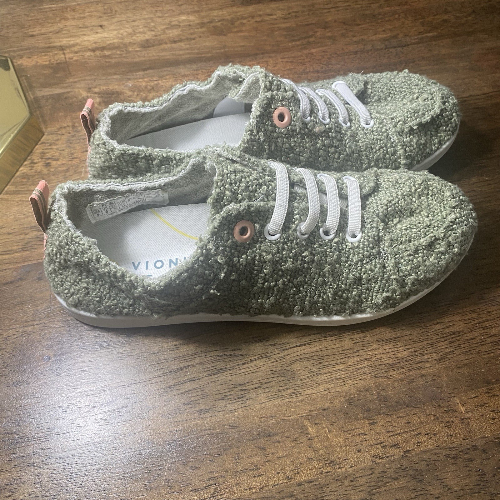Vionic Beach Pismo Boucle Comfort Sneakers Orthotic Slip On Arch Support