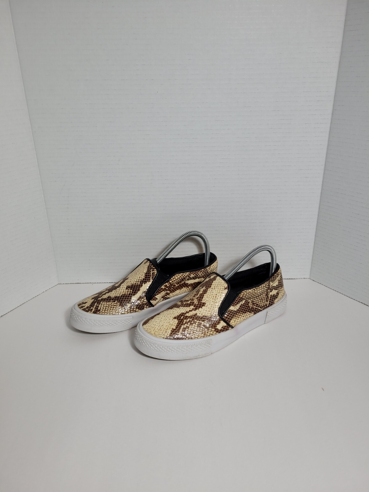 Steve Madden The Blonde Salad Snake Print Slip On Leather Women’s Sneakers Sz 7