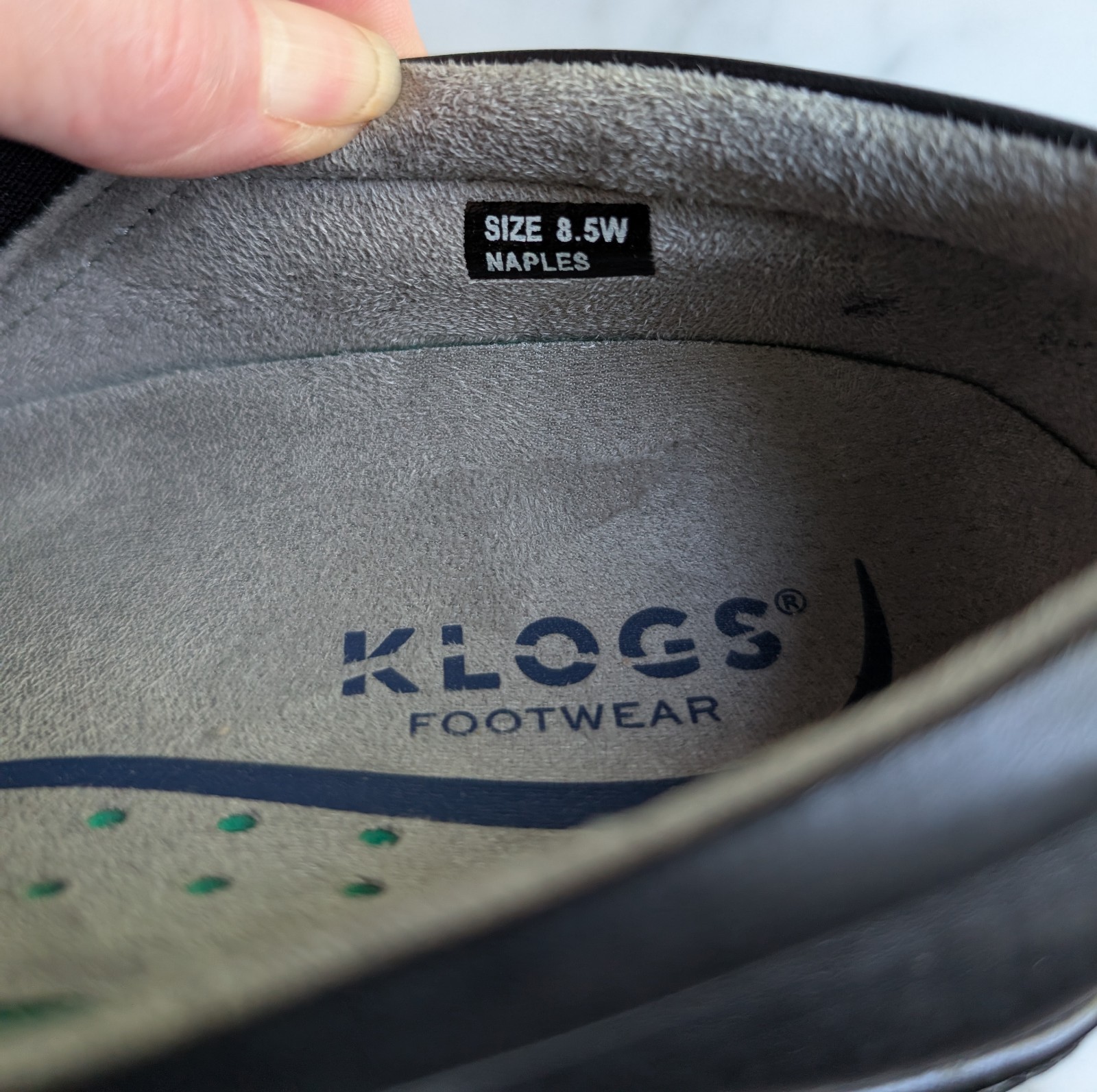 Klogs Naples Womens Black Leather Slip Resistant Nursing Clogs Shoes Size 8.5 Wi