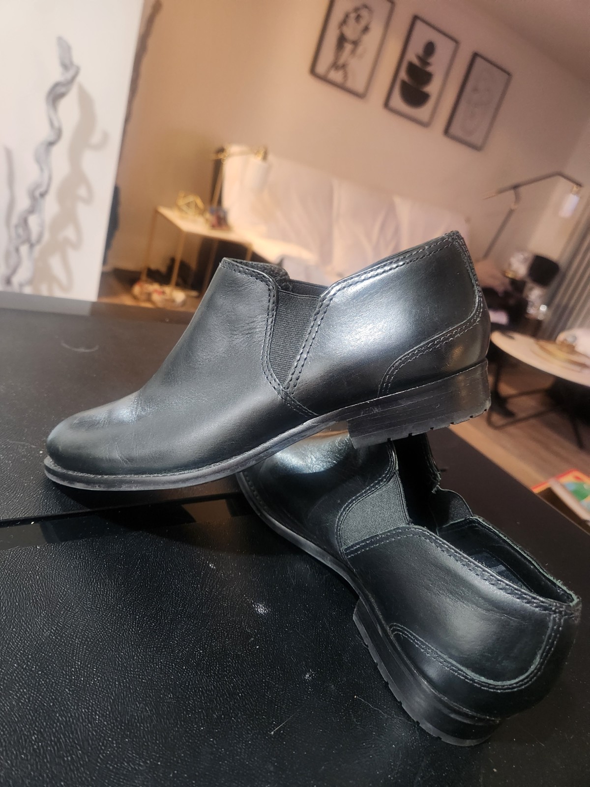 Women’s Leather L.L. BEAN shoes sz 8.5