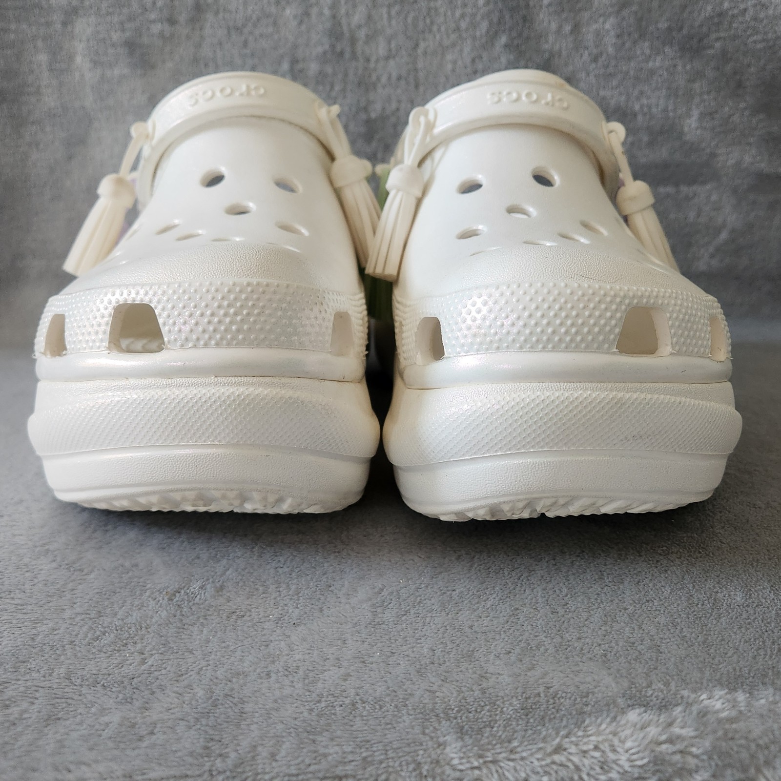 CROCS Classic Bae Festival Womens Iridescent White Tassel Platform Shoes Size 10
