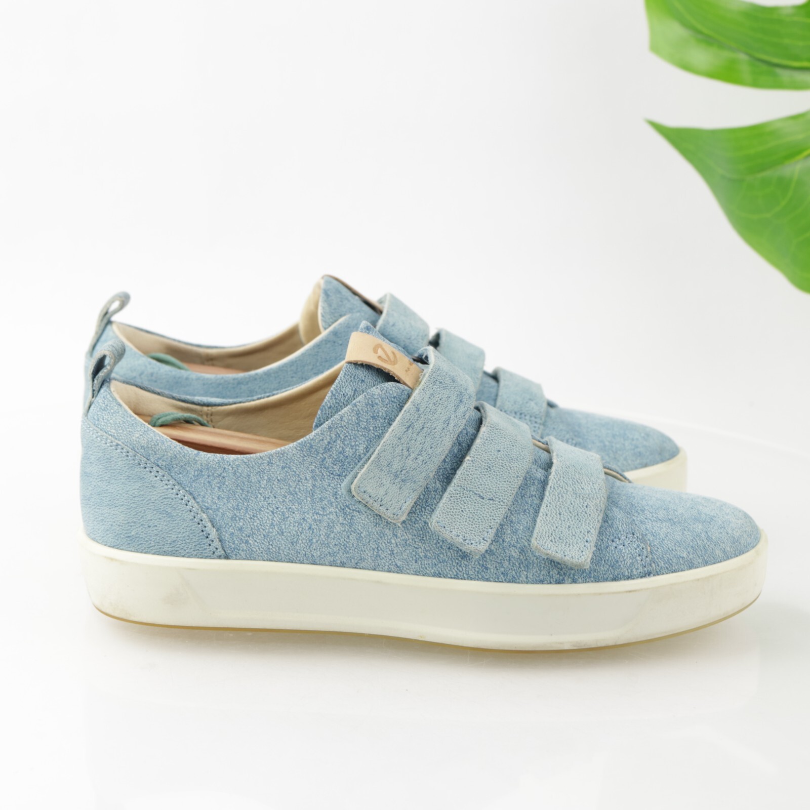 Ecco Womens Soft 8 Sneakers Size 8 Blue Leather Denim Triple Strap Comfort Shoes