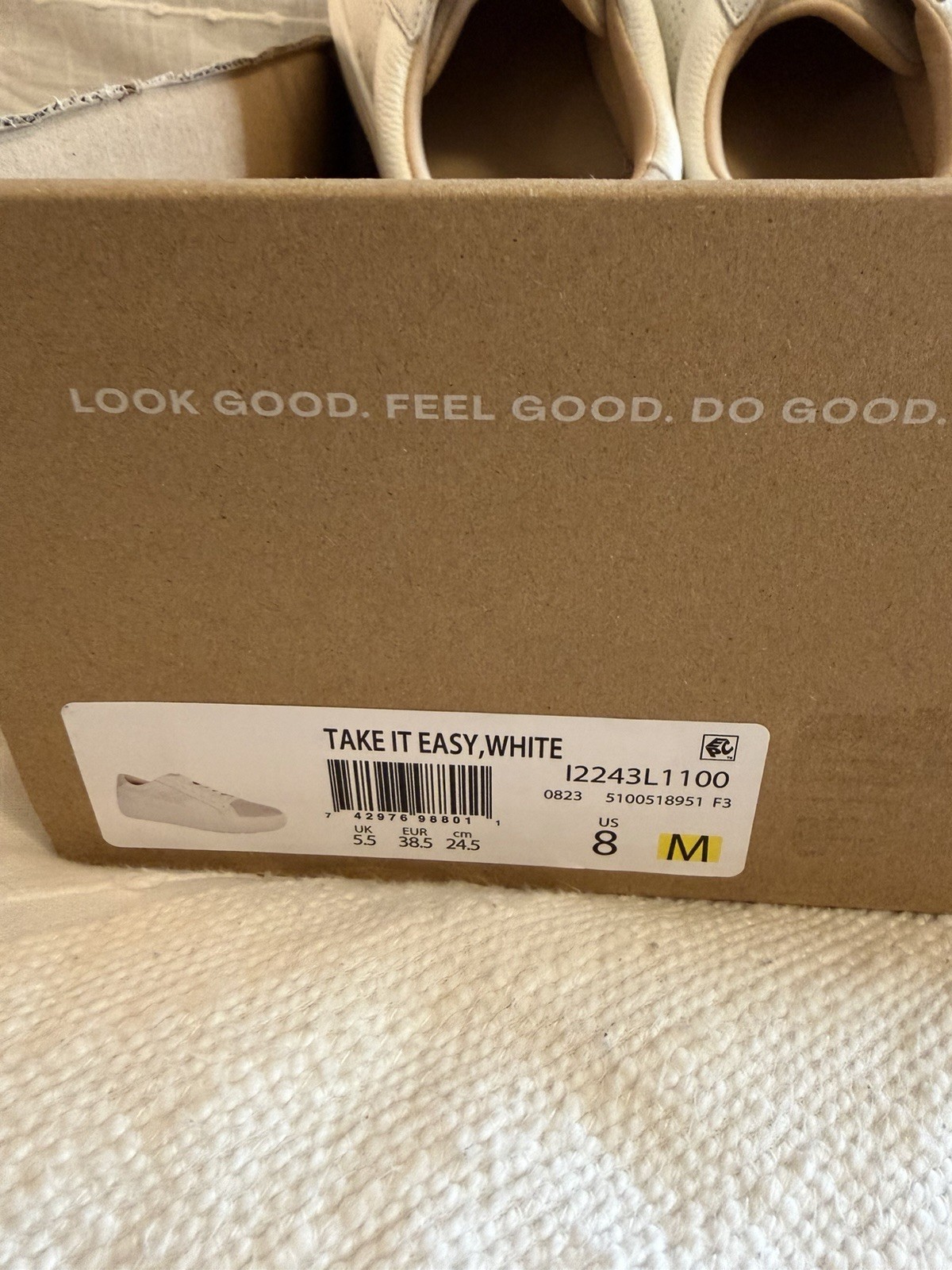 Dr. Scholls Take It Easy Original Collection White Size 8M Womens Sneakers NIB