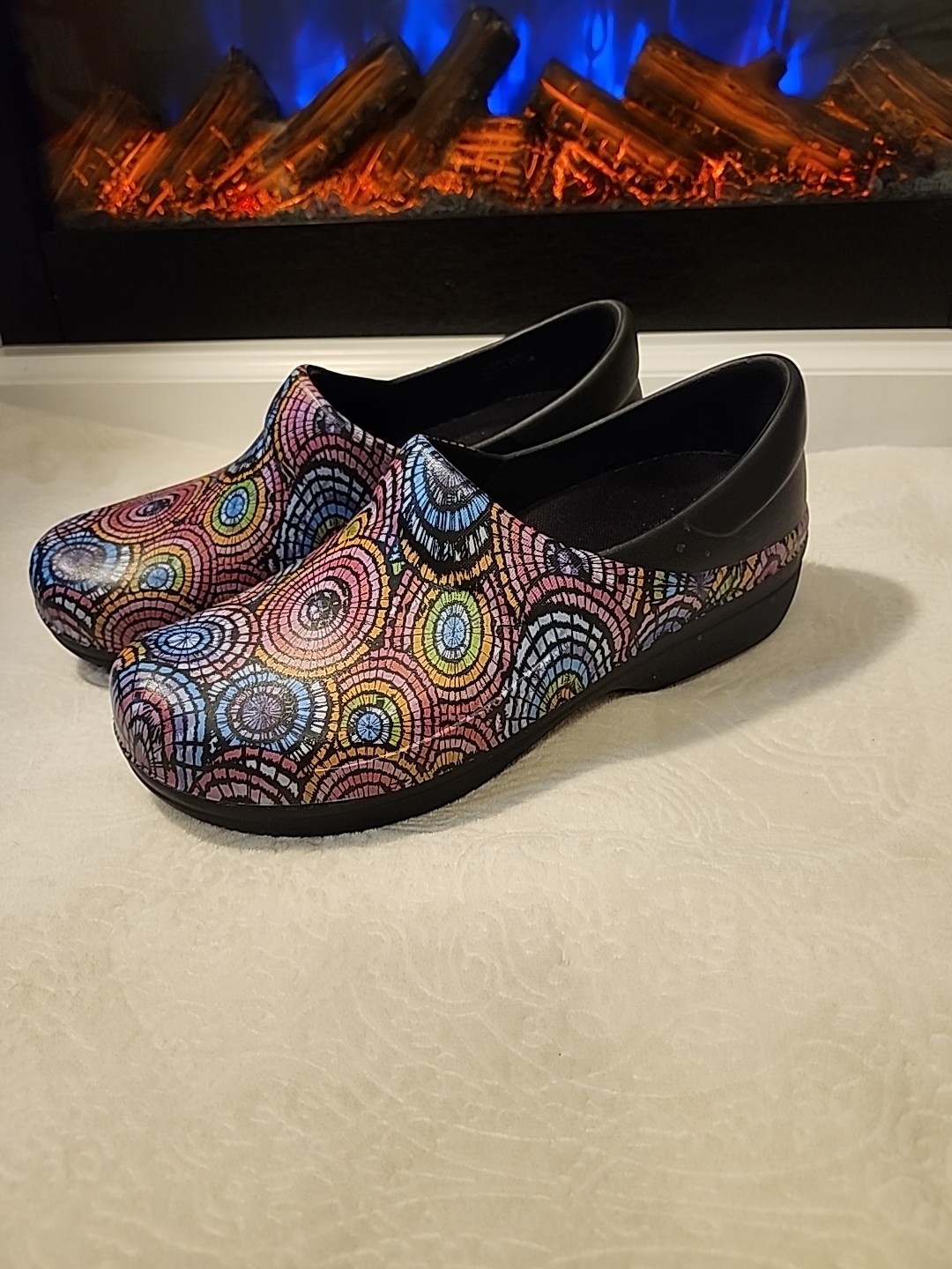 Slip on Summer Crocs neria pro ii Graphic Clog Size 11 Psychedelic Pattern Shoes