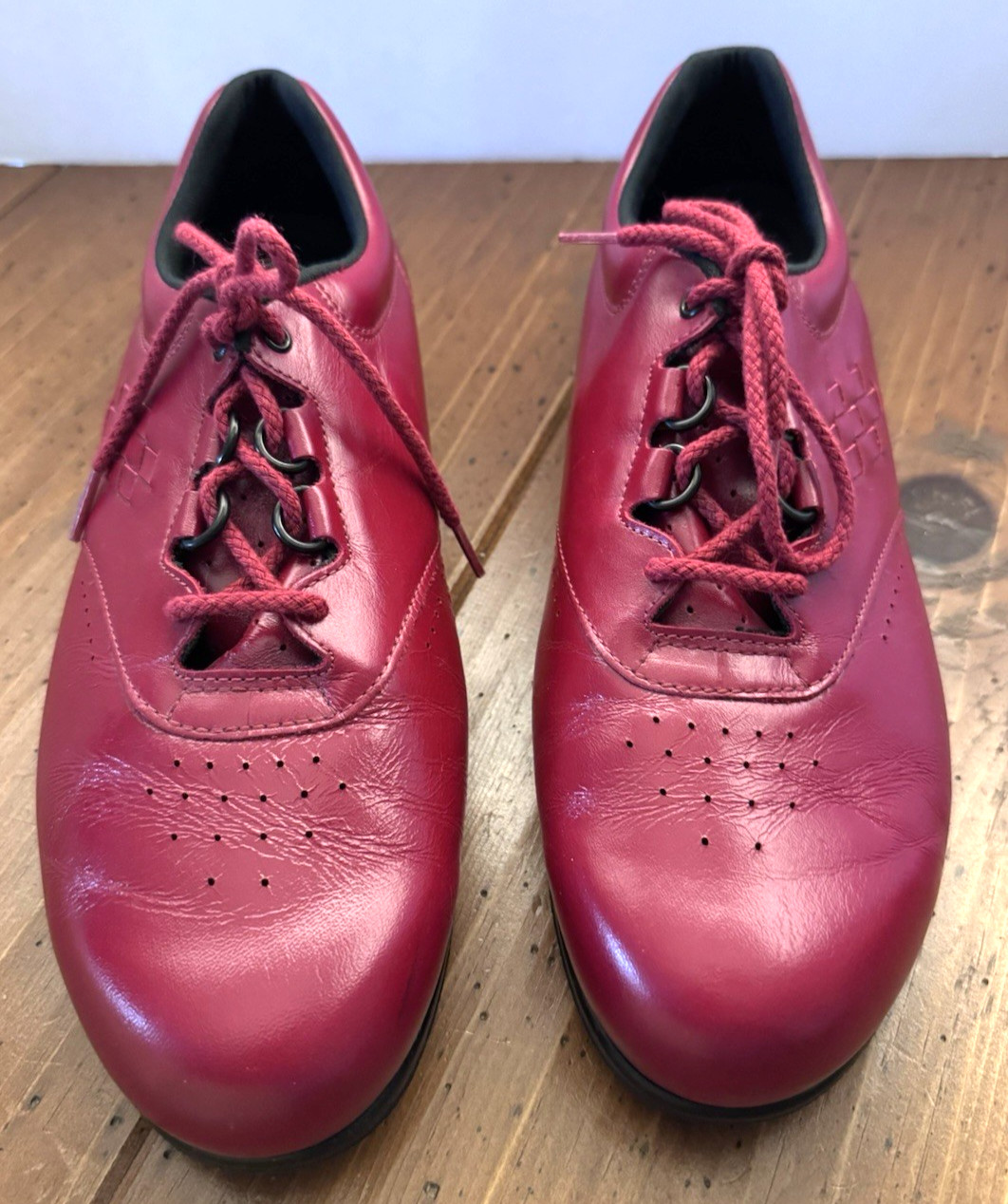 SAS Free Time Leather Lace Up Walking Shoes Sneakers – Women’s Size 10 N – Red