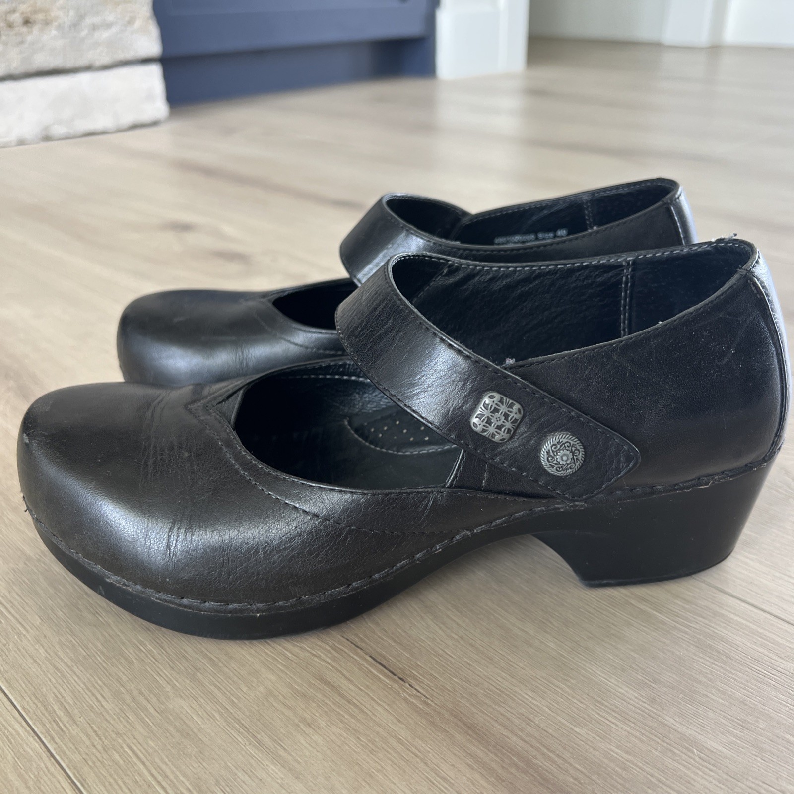 Dansko Tandy Women’s Mary Jane Clogs Shoes Size EU 40 US 9-9.5Leather