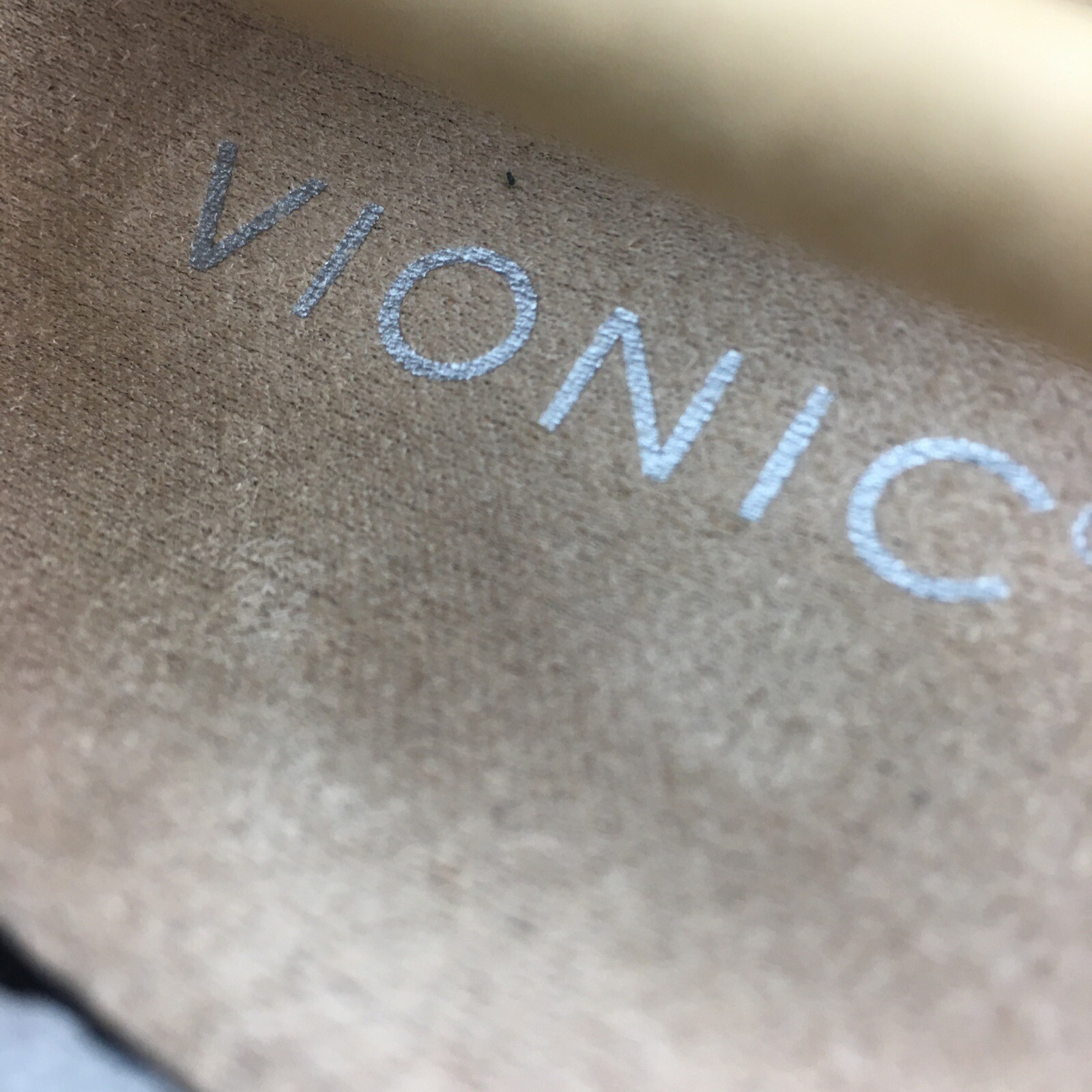 Vionic Uptown Knit Skimmer Light Grey Slip-on Shoes Women’s size 10 Medium NEW