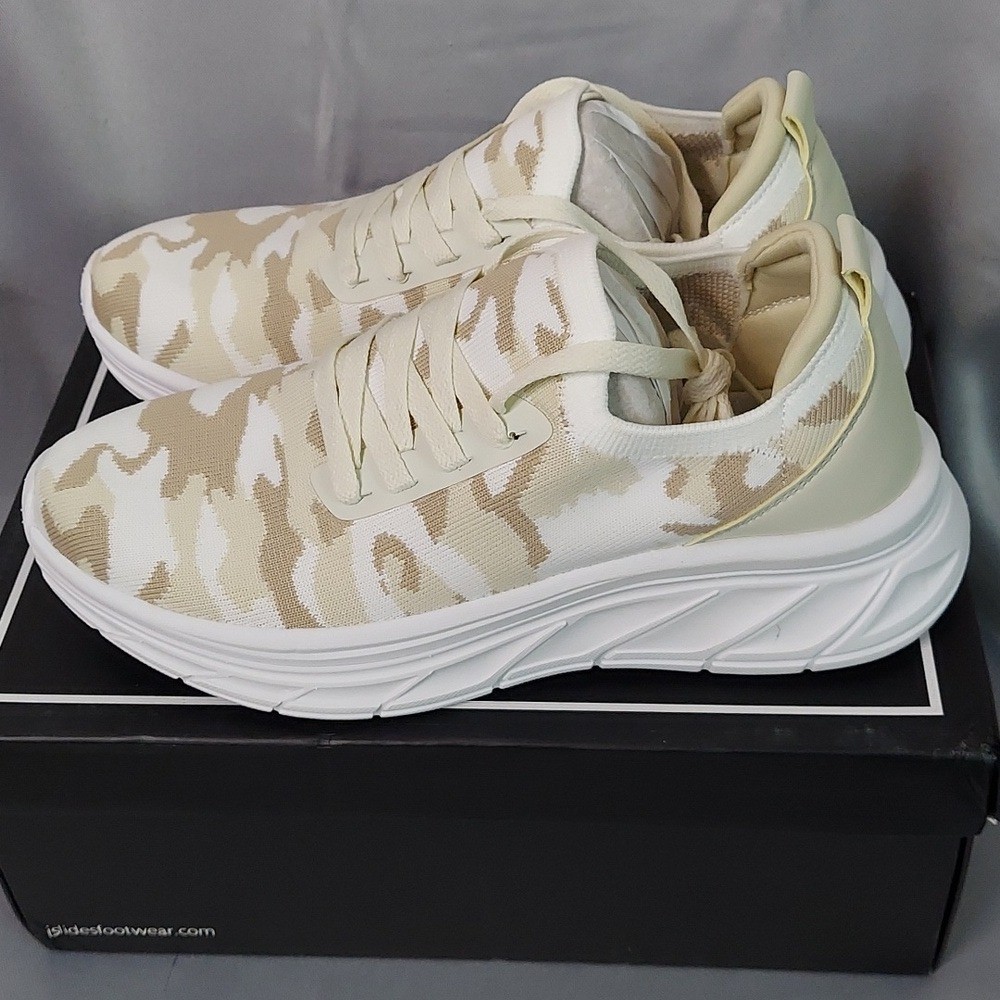 Urban Sports “Hattie” Shoes By J/Slides, Size 8 Wide, Camo Beige, White, NEW!