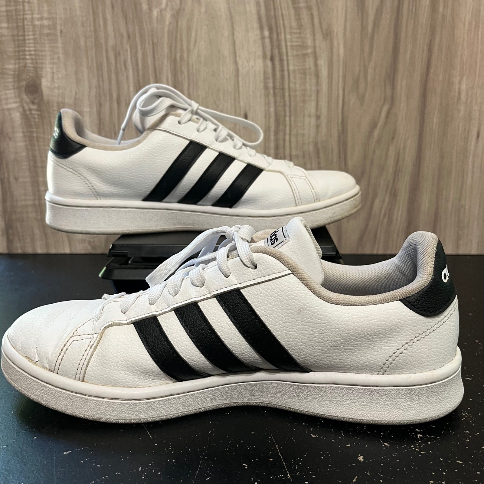 adidas Grand Court Women’s Size 9.5 White Black Leather Sneakers Shoes F36483