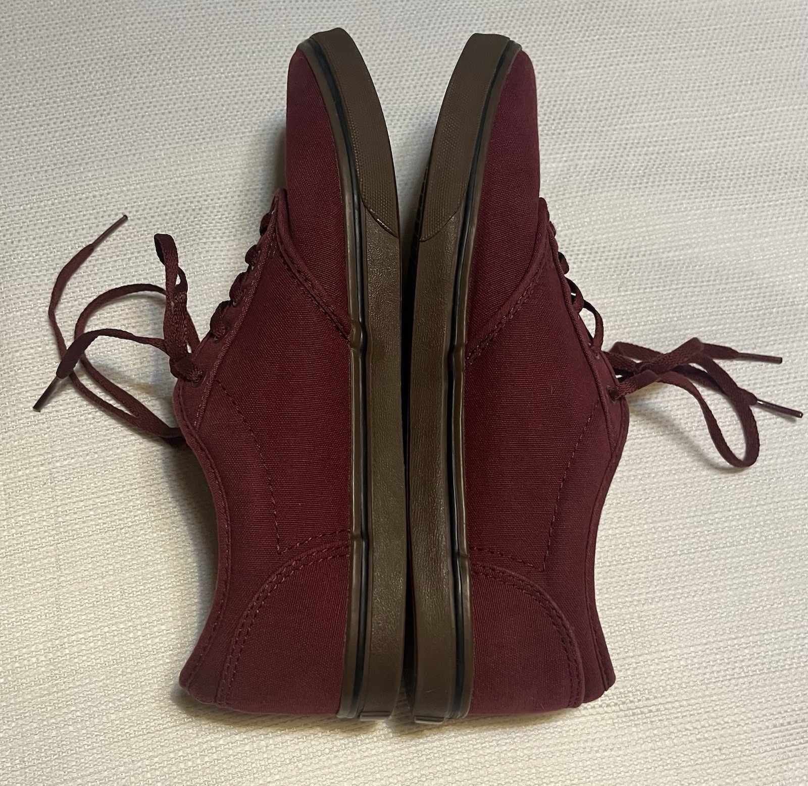 Women’s VANS Size 8.5 Cranberry Burgundy Sneakers Tennis Shoes EUC