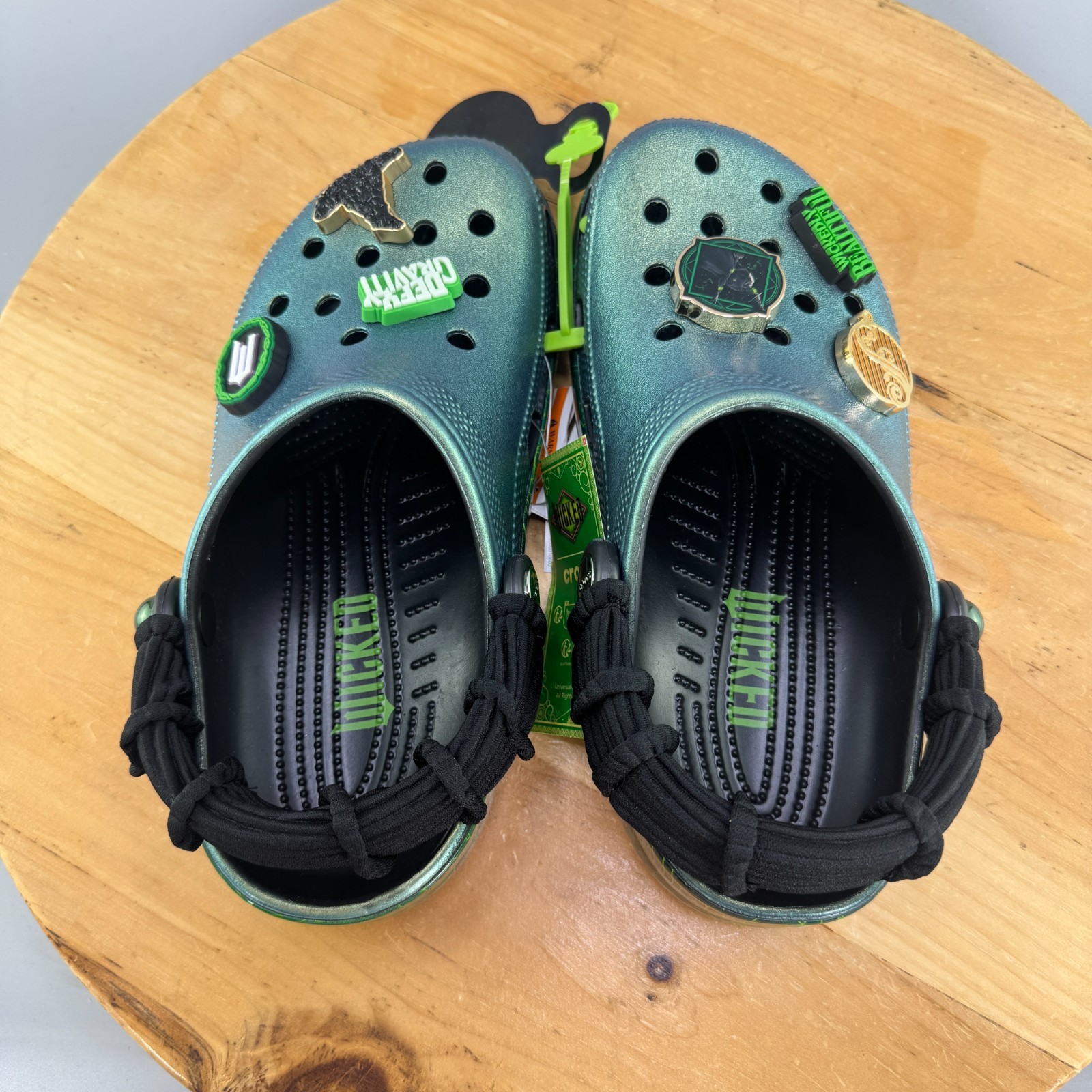 Crocs Wicked Elphaba Womens Size 7 Classic Clogs Limited Edition w/ Jibbitz NEW