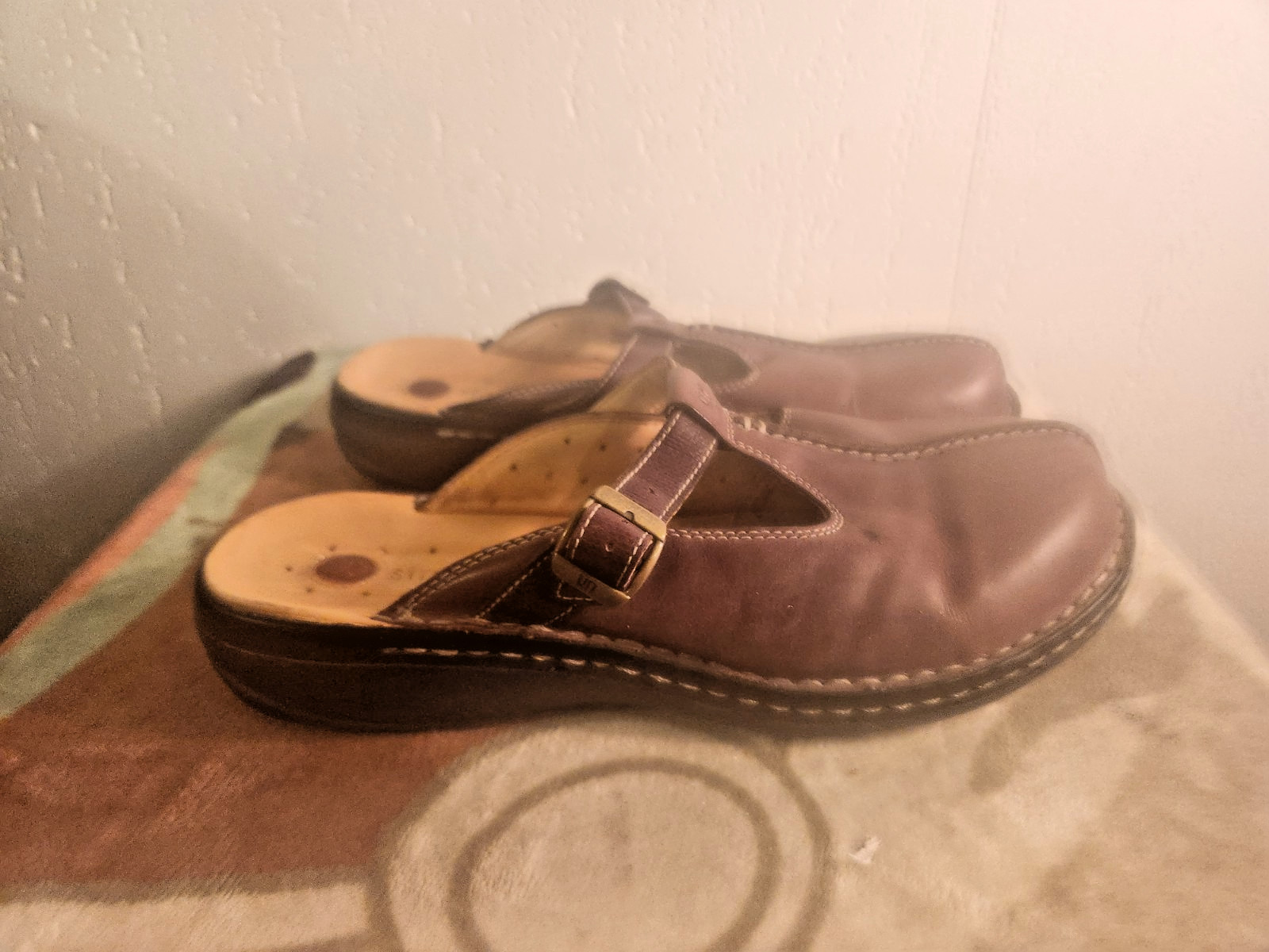 Clarks Unstructured Womens sz 9W Brown Leather Maryjane Clogs Shoes #28