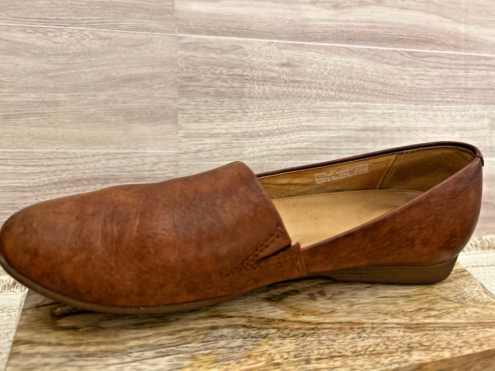 Dansko Larissa Saddle Brown Slip-on Flat Comfort&Support Shoe Size 37/US 6.5-7