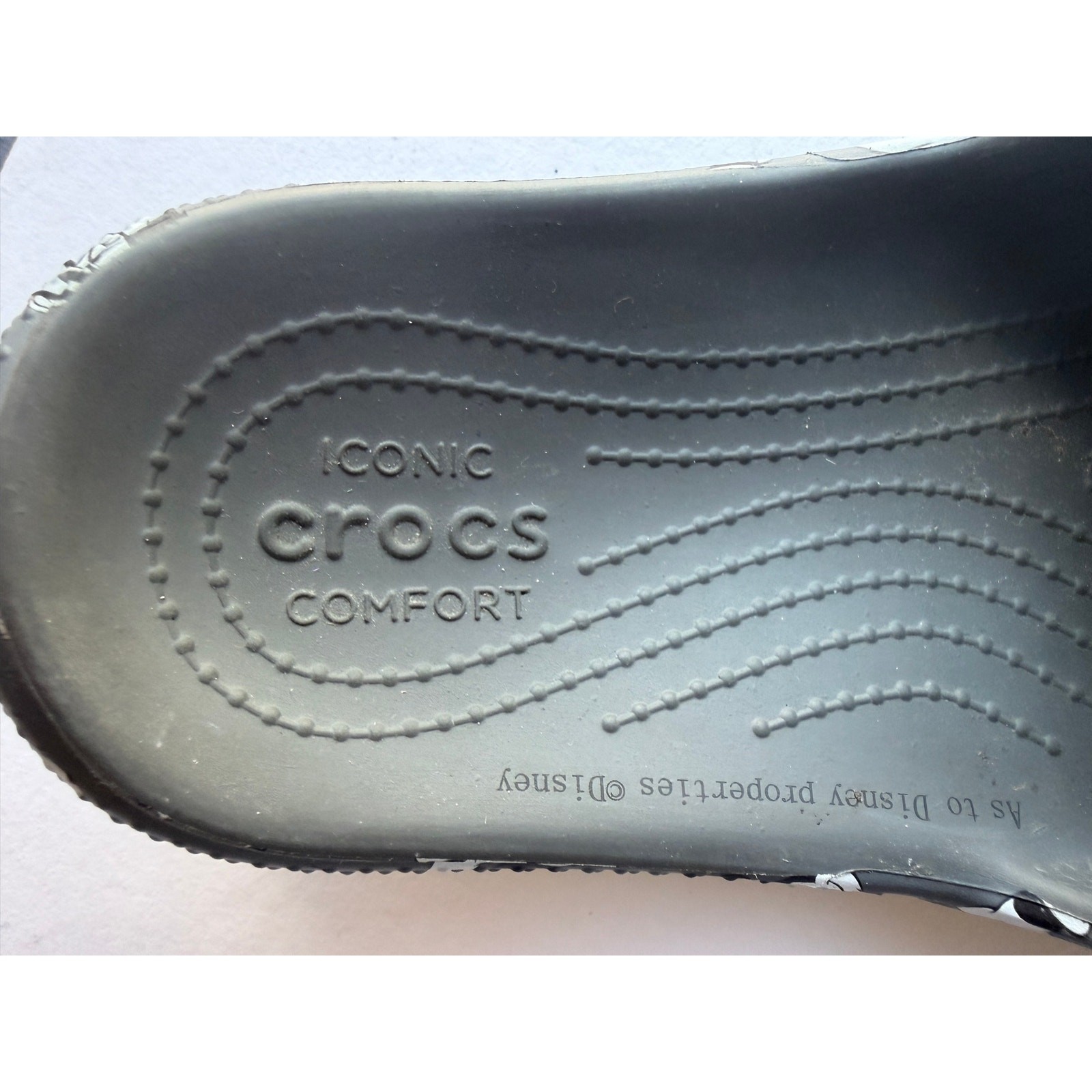Crocs Disney Mickey & Friends Classic Slide Sandals Gray M5 W7