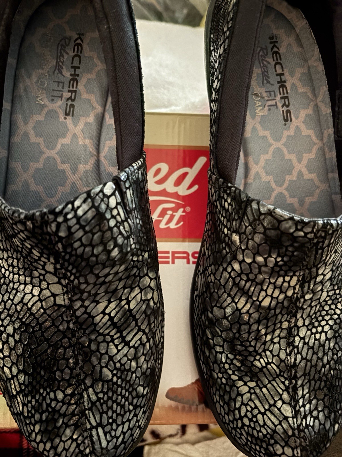 “Brand New” Black Mesh Relaxed Fit From Skechers With Memory Foam Size 10