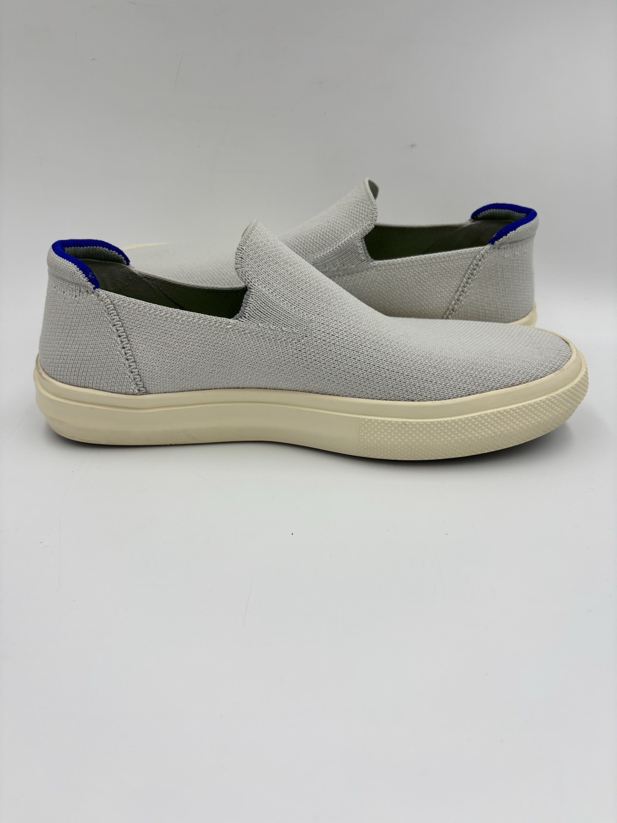 Rothy’s The City Slip On Sneakers Soft Gray Womens Size 7 Casual Shoe