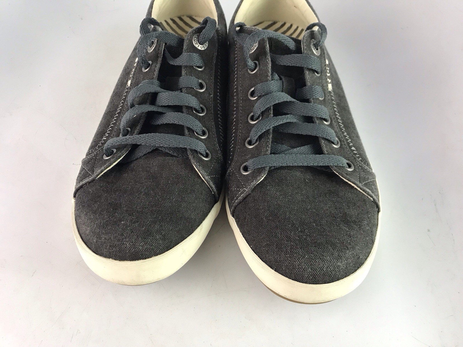 Taos Women’s Star Canvas Sneakers Charcoal Grey Wash Sz 10 US Medium