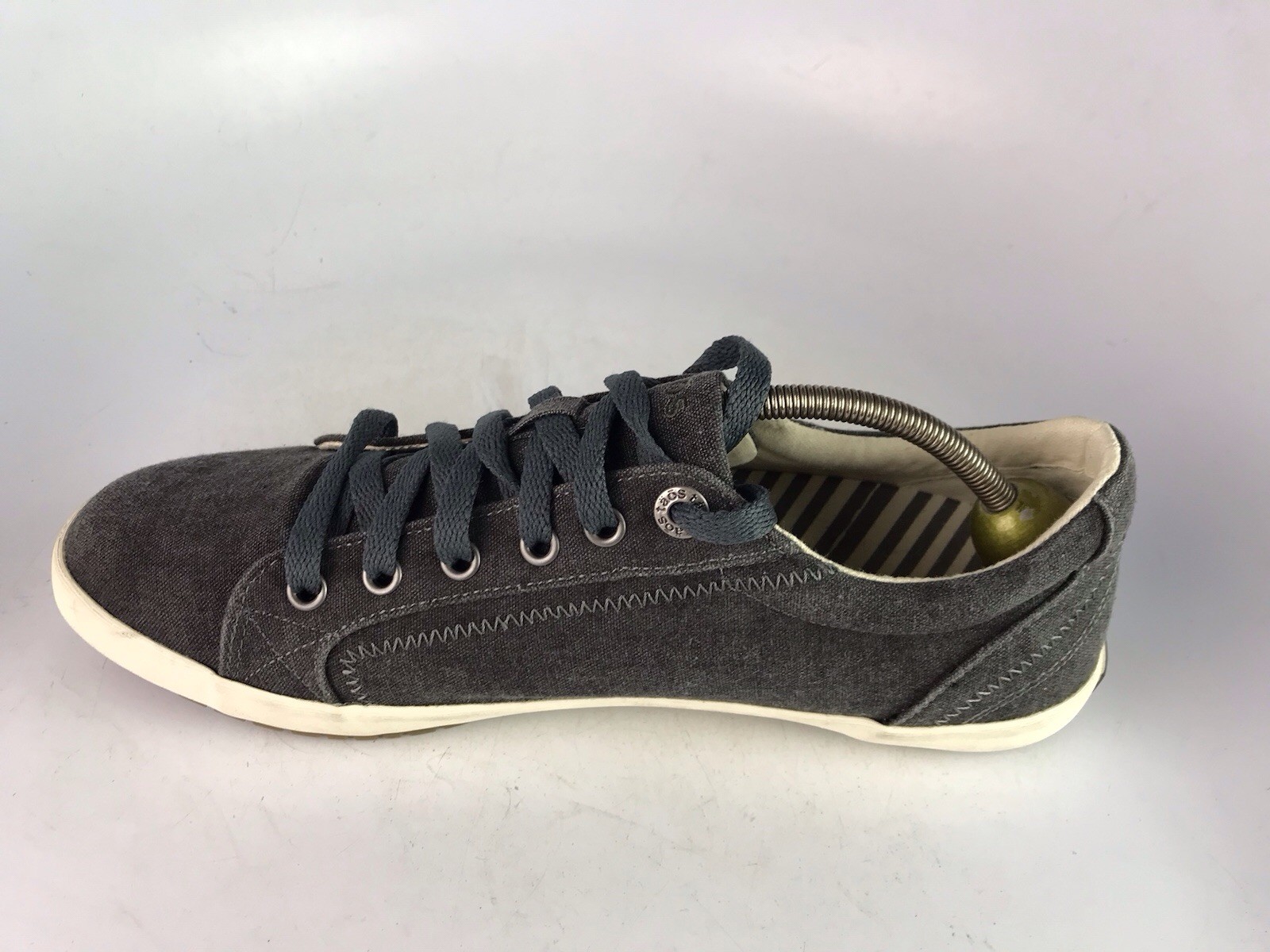 Taos Women’s Star Canvas Sneakers Charcoal Grey Wash Sz 10 US Medium