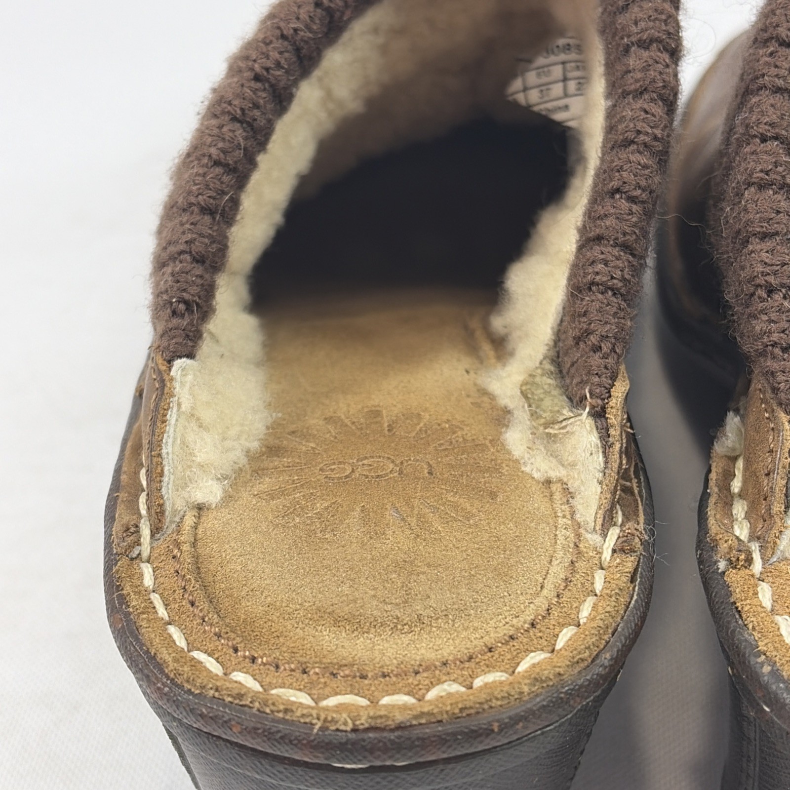 UGG Gael Leather Mule Clogs Women’s Size 6 Brown Slip On Comfort Shearling Lined