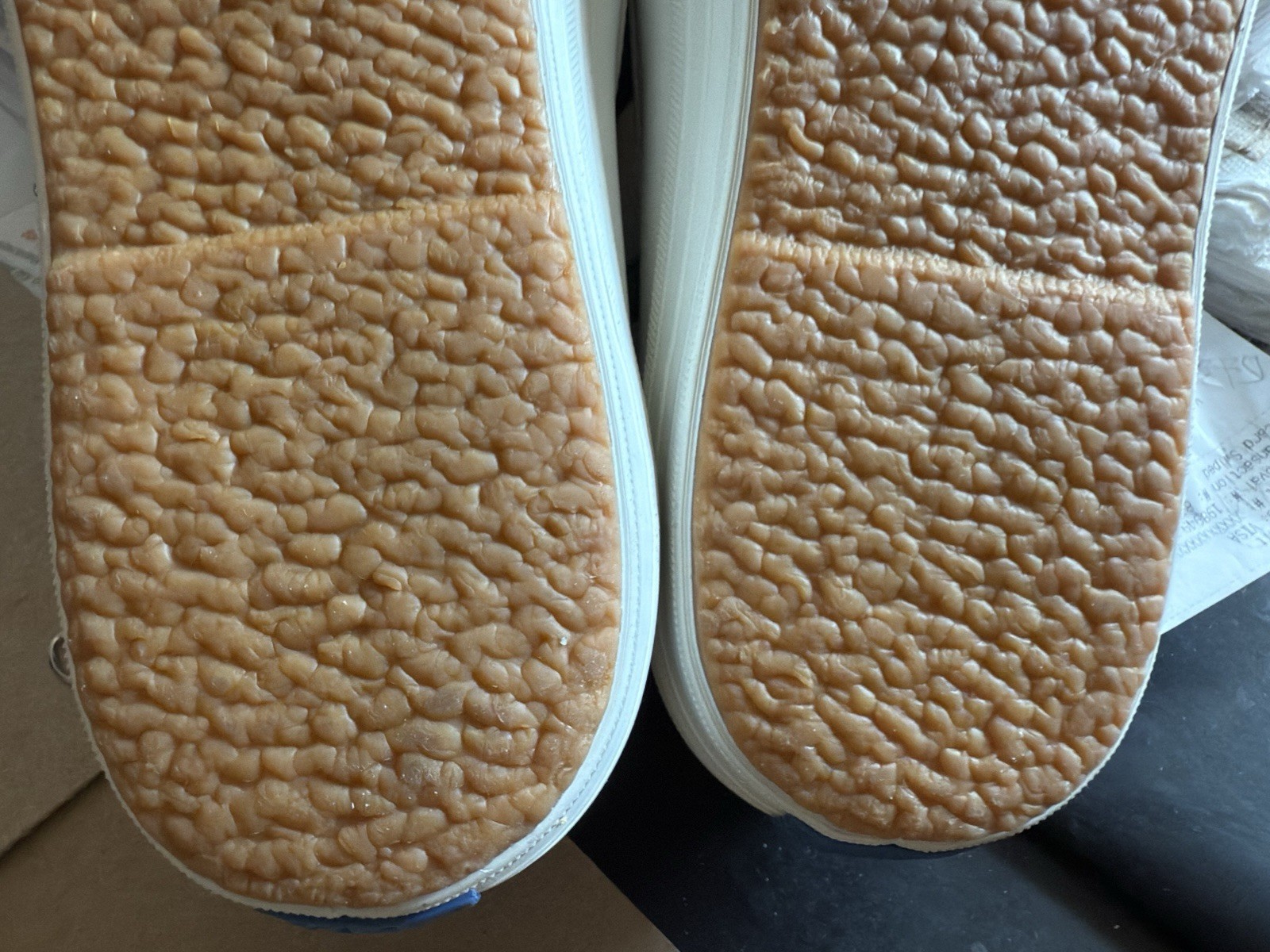 KEDS Champion Leather Slip-On M9.5 L11 – New