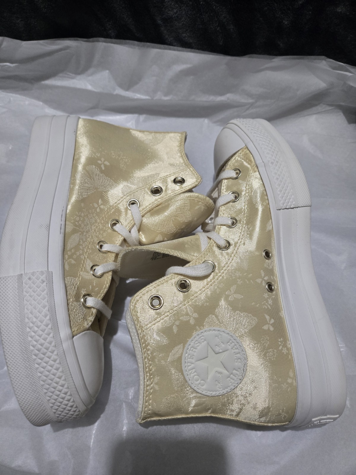 Converse Chuck Taylor All Star Kids High Top Gold/White Floral Sneaker 7