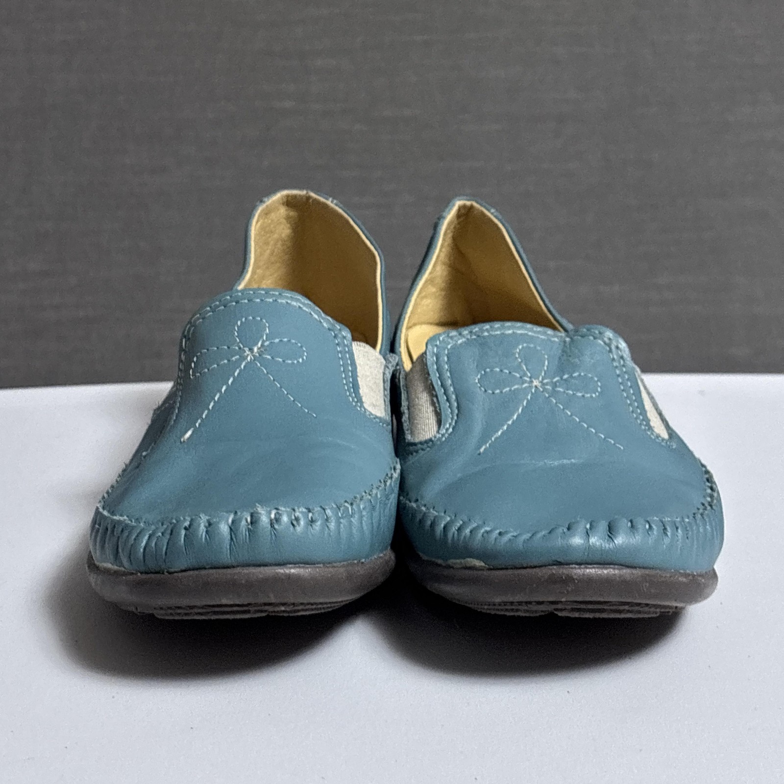 Karle Loafer Shoes 8 Blue Leather Hand Stitched Moc Slip On Comfort Comfort 25