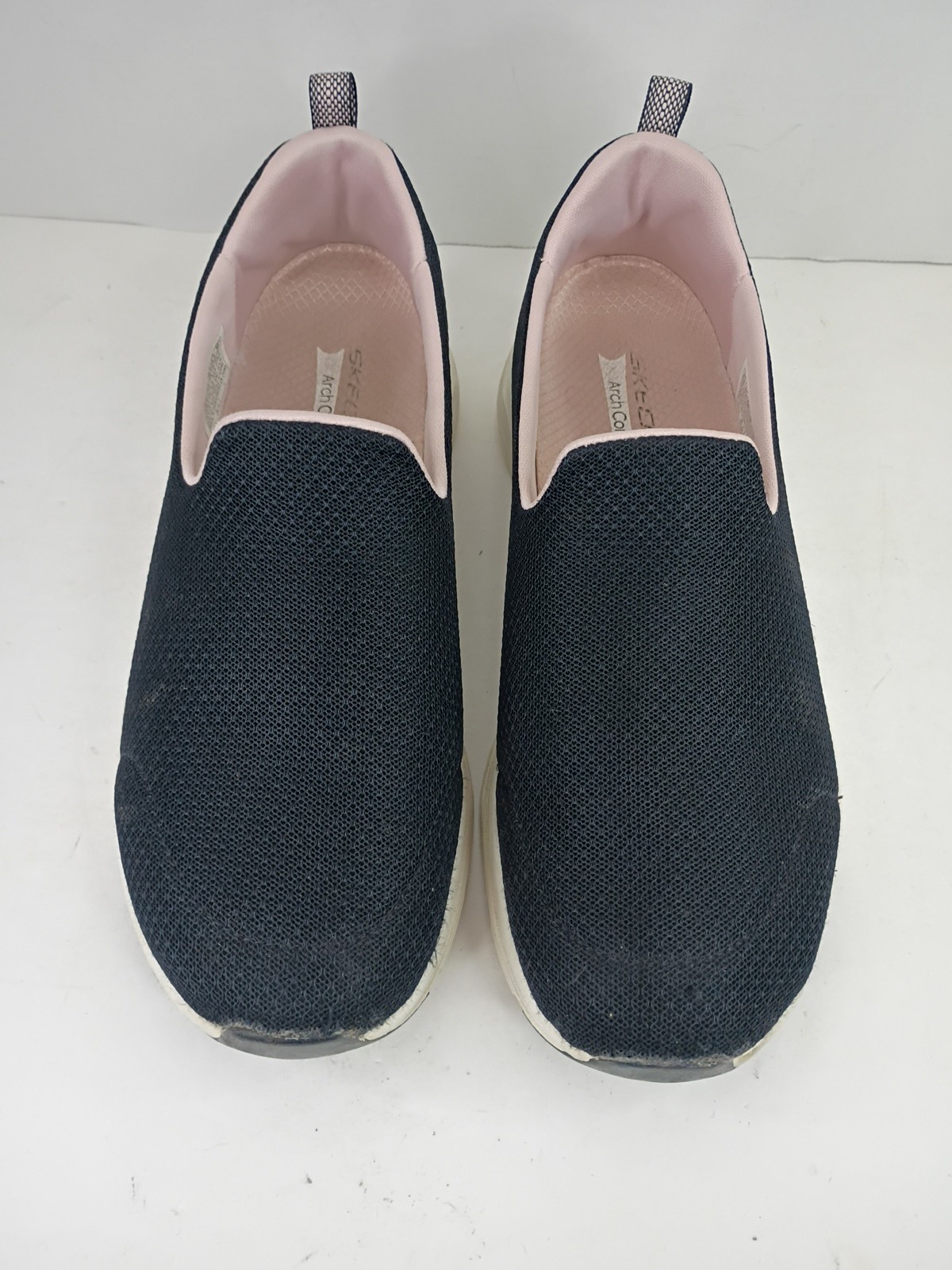 Skechers Arch Comfort Women’s Size 8.5 Slip-On Shoes Black Fabric Pink Liner