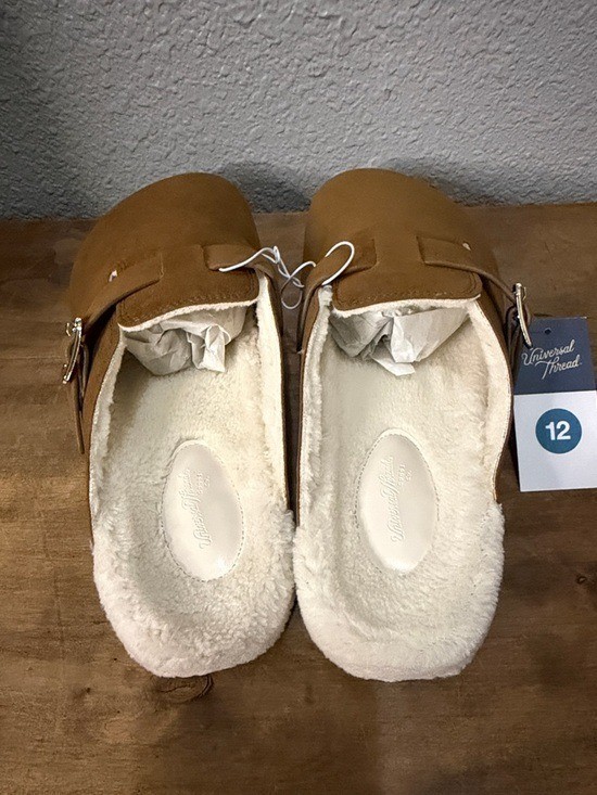 Universal Thread Chestnut Brown Suede like Mule Clogs with Cream Lining size 12
